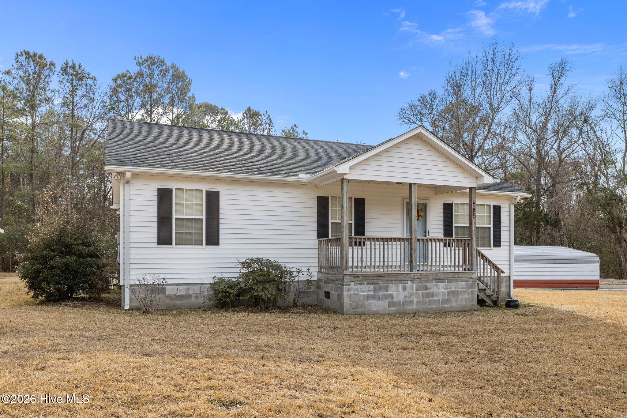 585 Roberts Road,Newport