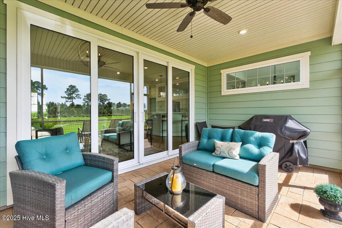 100537556 | Photo 46