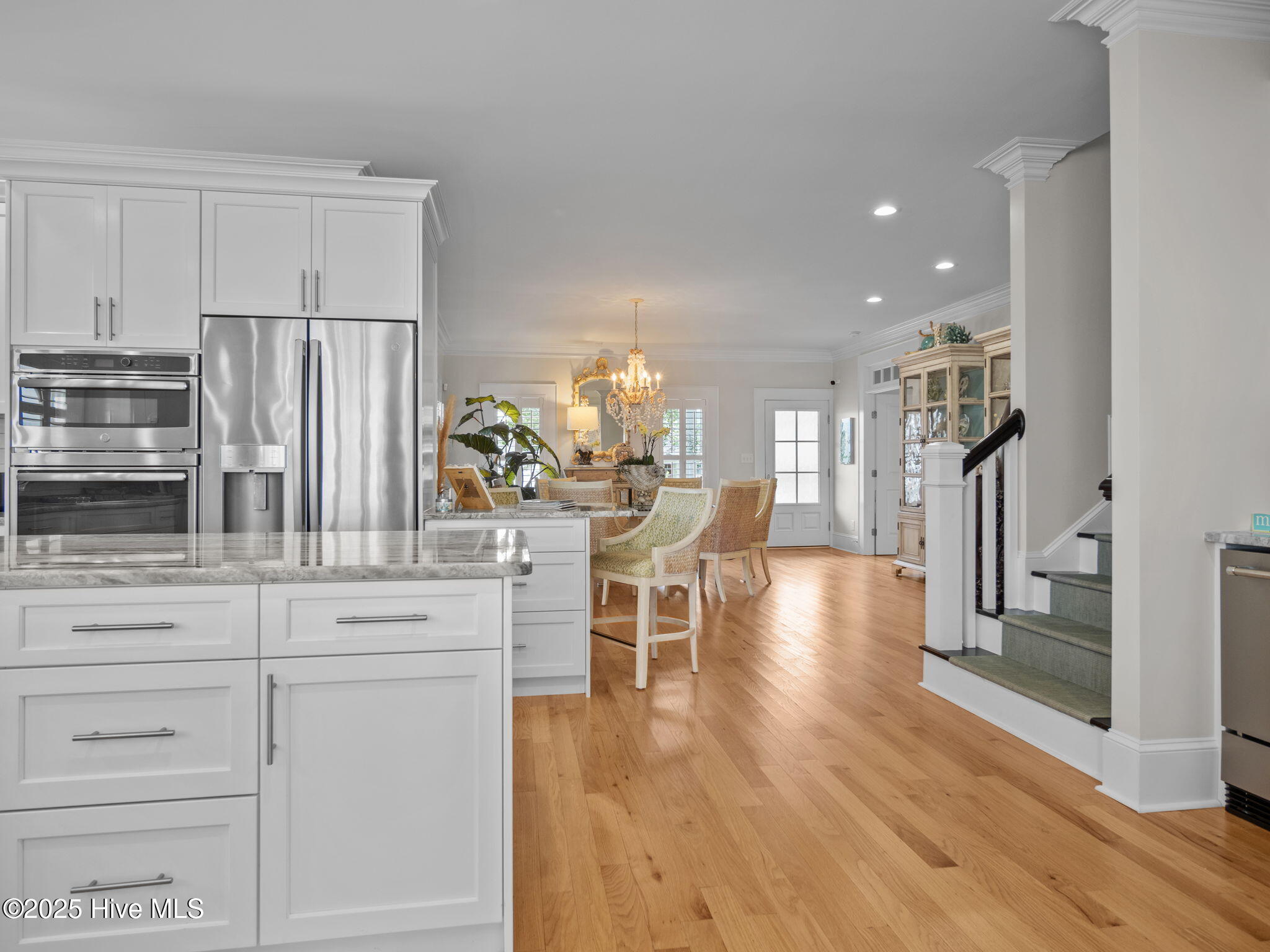 100527166 | Photo 29