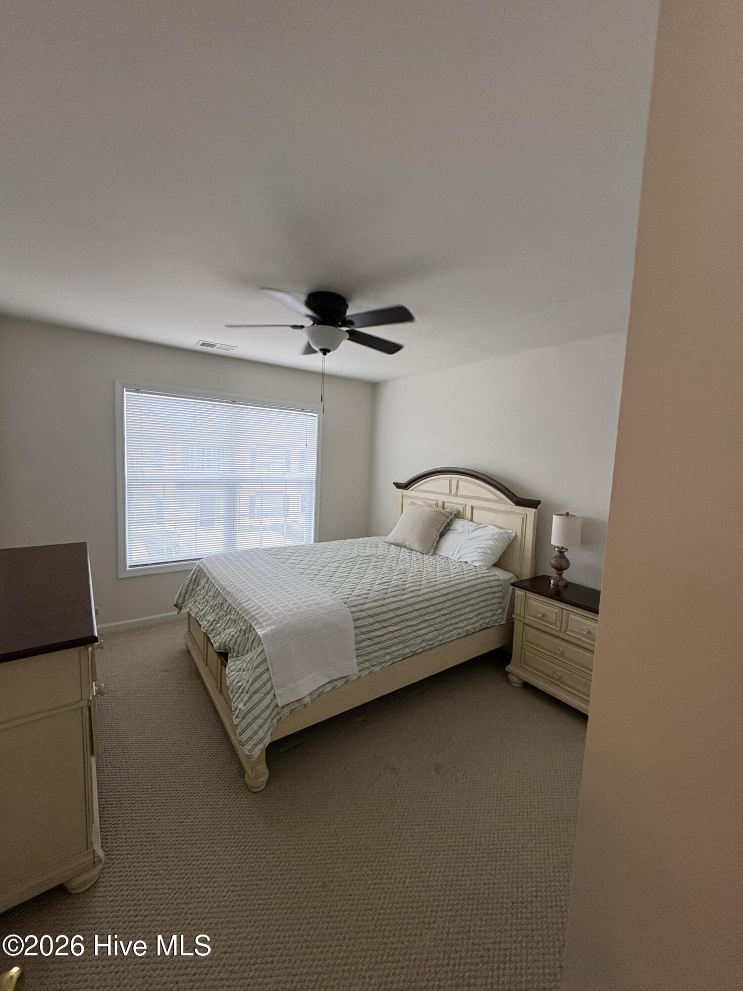 100551333 | Photo 15