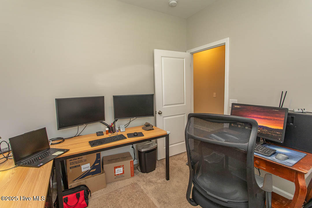 100529598 | Photo 27