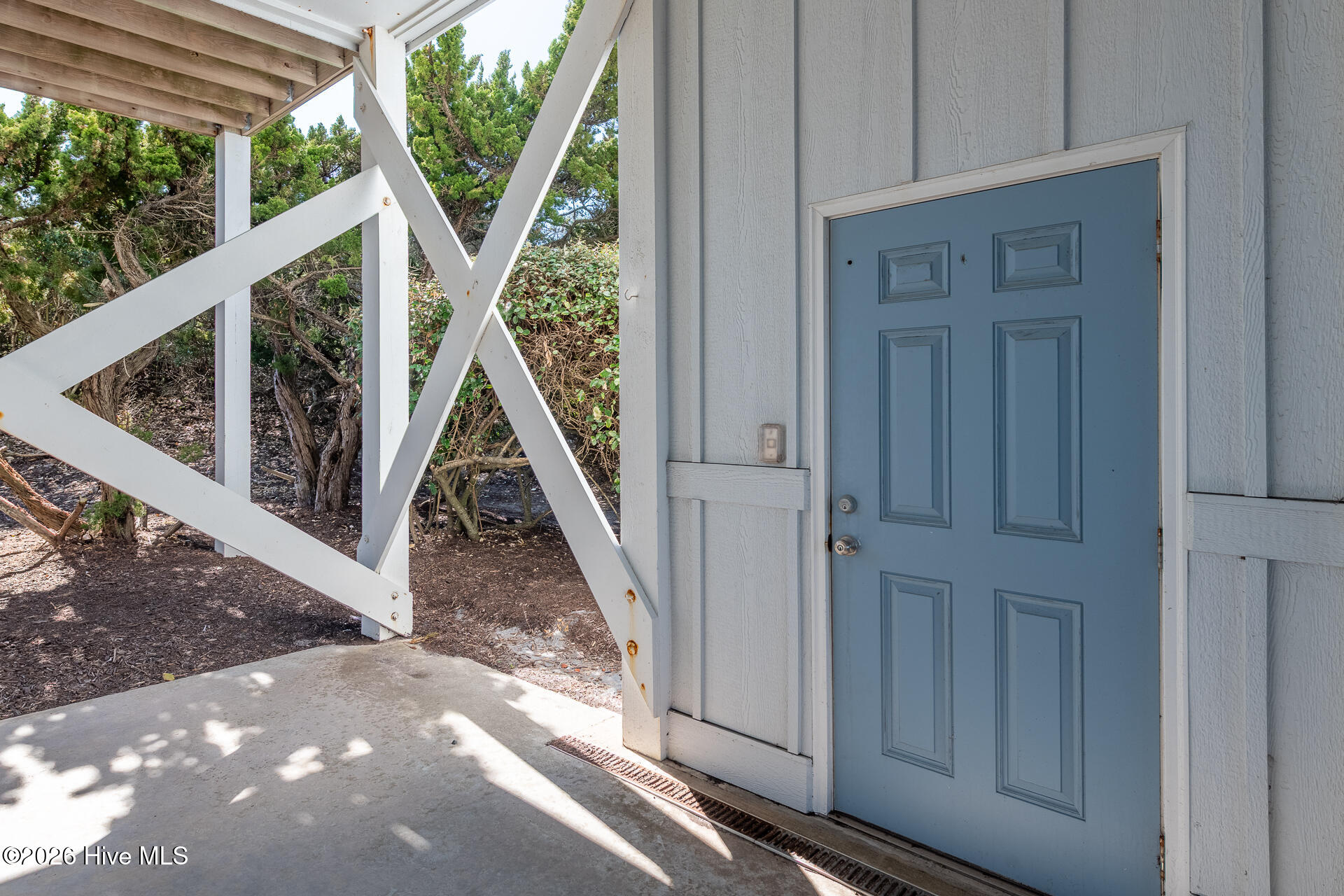 100556011 | Photo 52