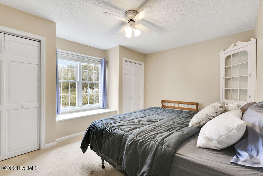 100551760 | Photo 33