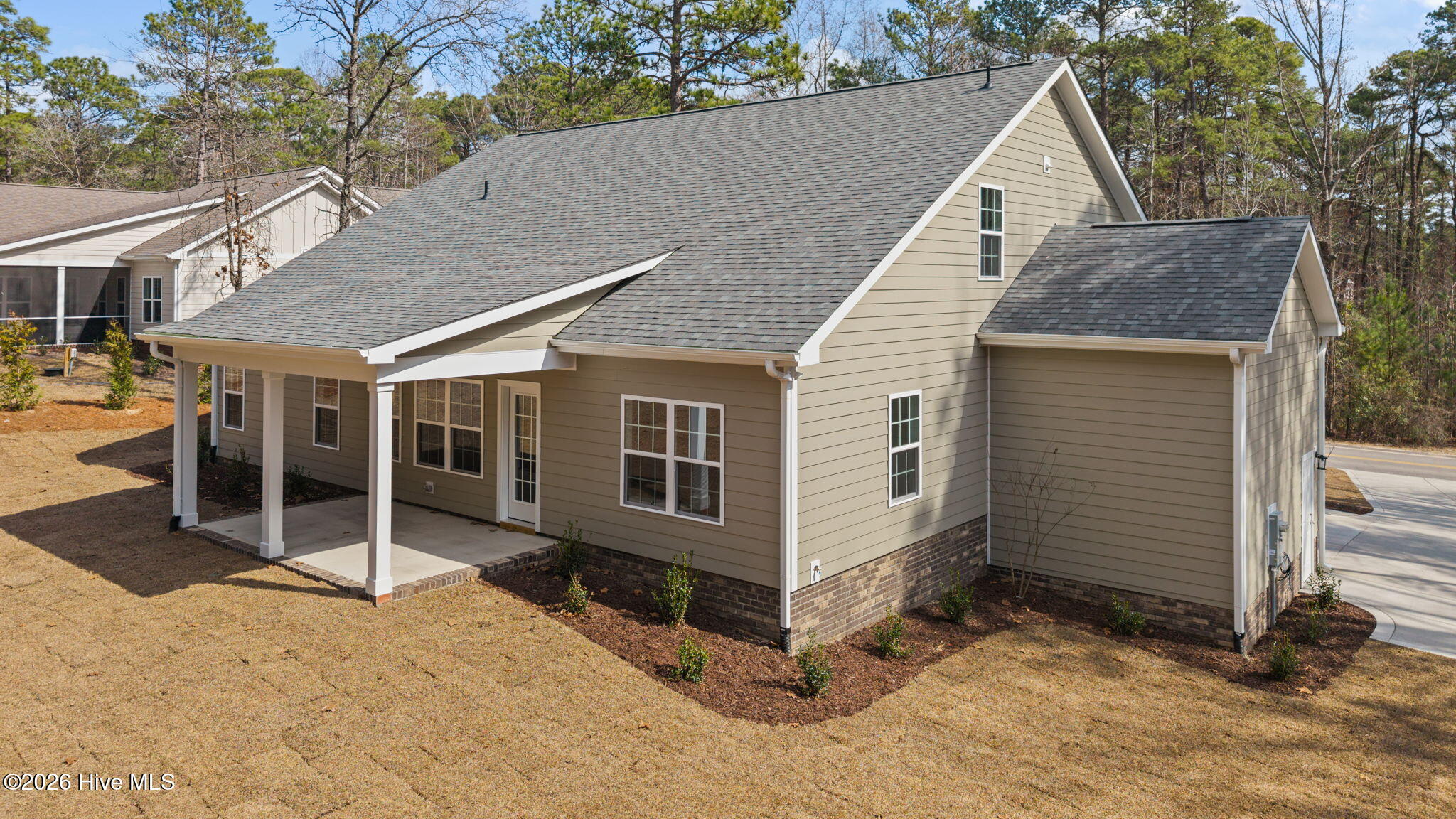 180 Longleaf Drive