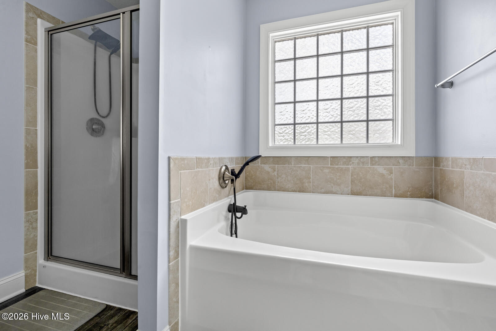 100558564 | Photo 23