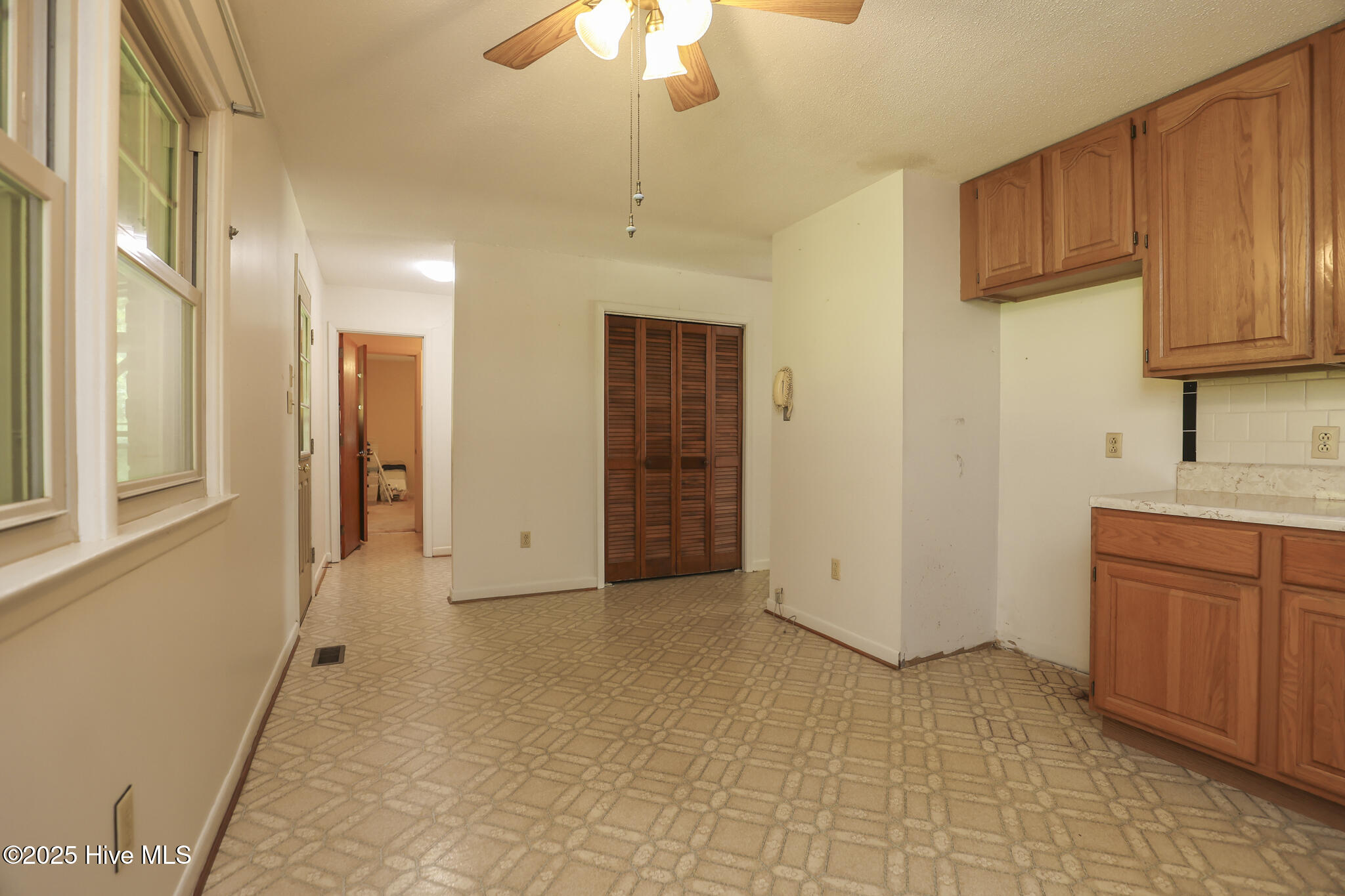 16 Colonial Drive, Jacksonville, NC 28546 – photo 13: 16 Colonial-35