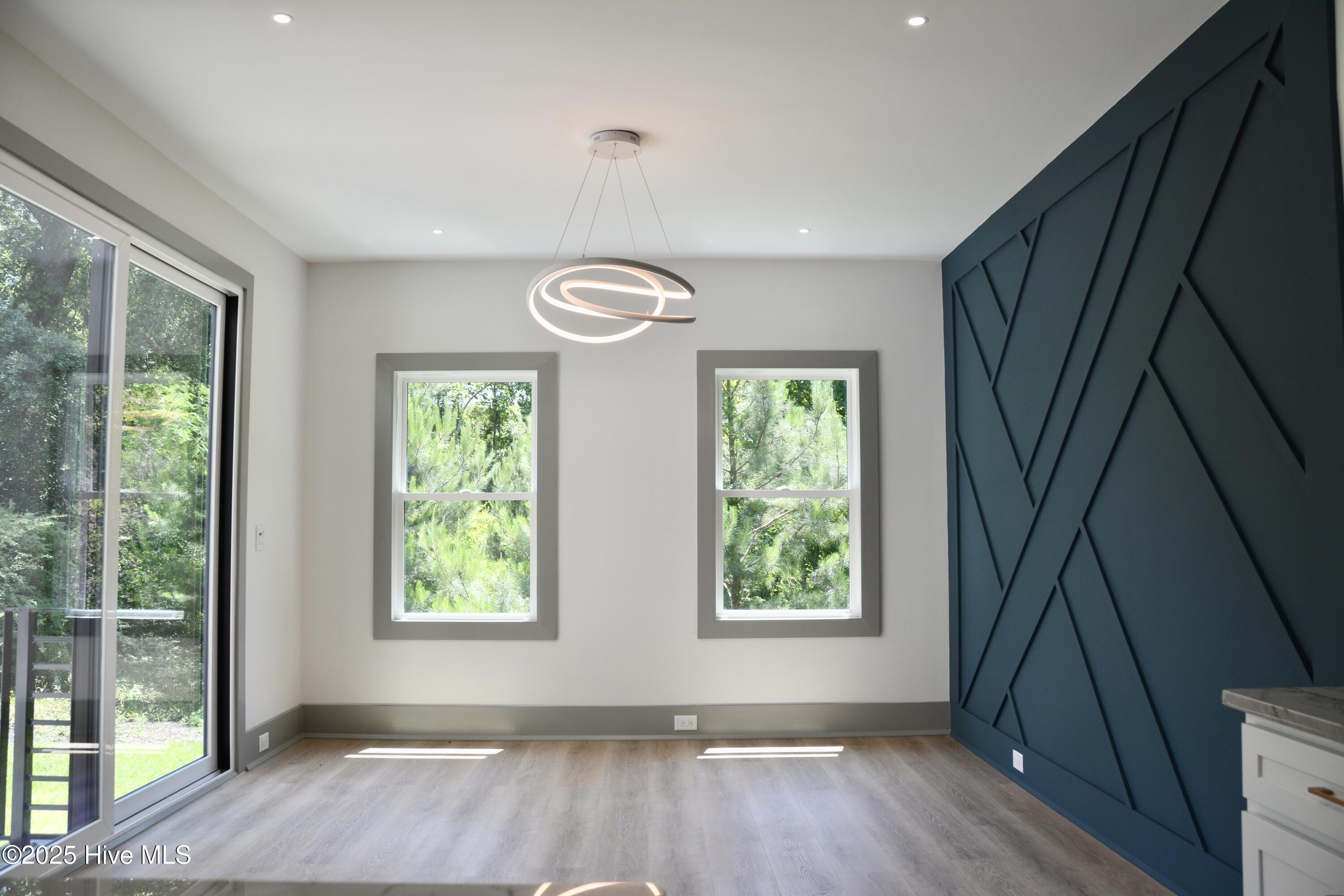 100508502 | Photo 22