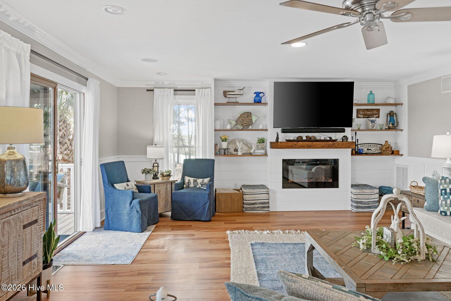 100559463 | Photo 15