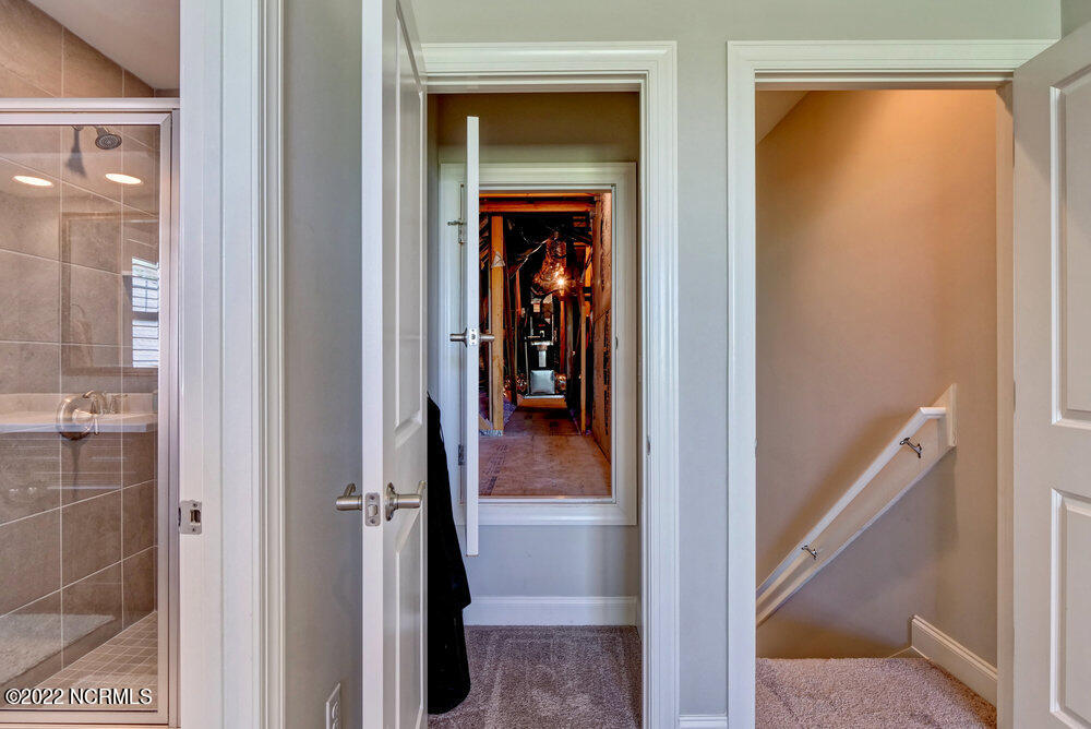 Closet to Attic