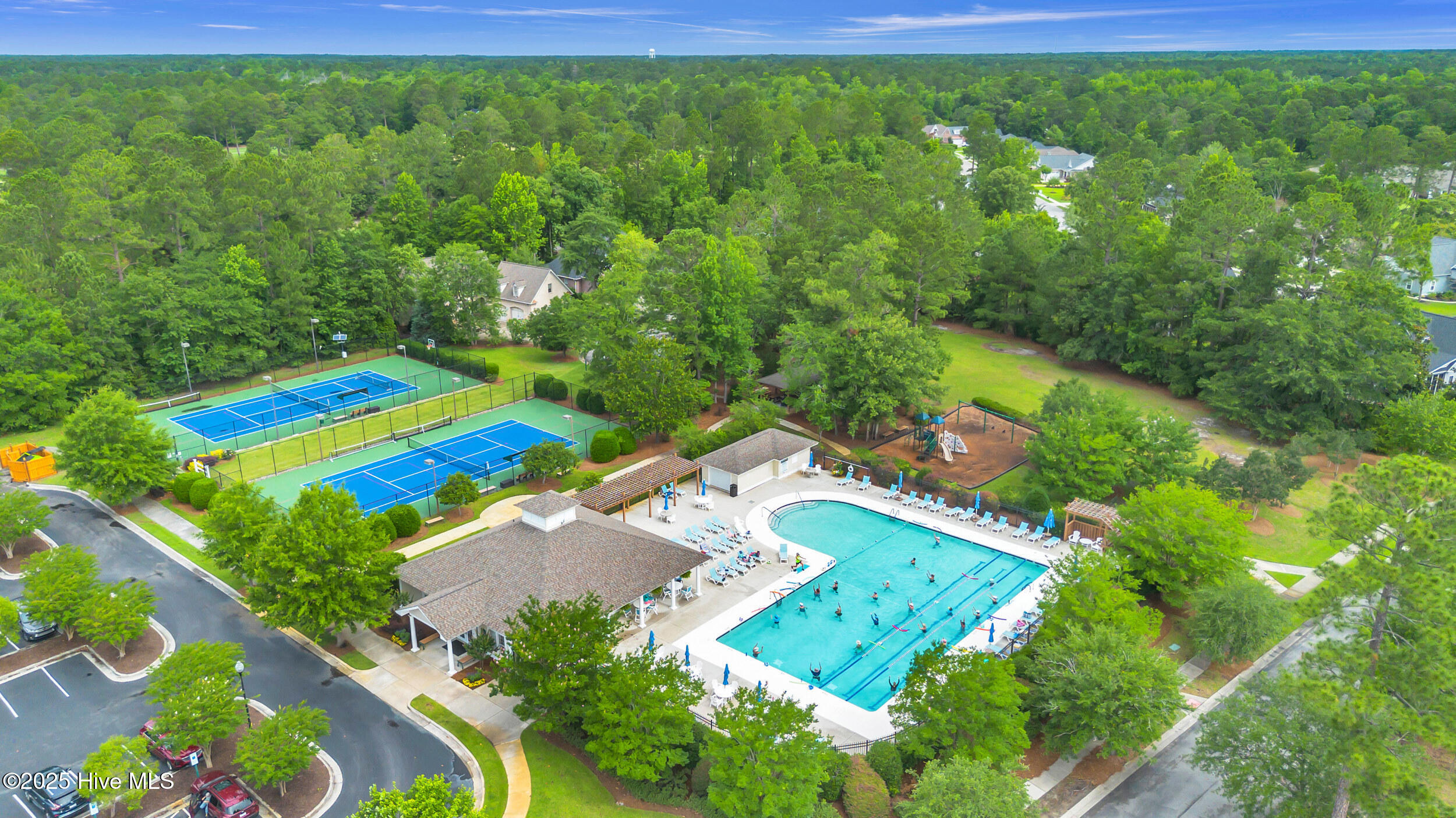 100548095 | Photo 102