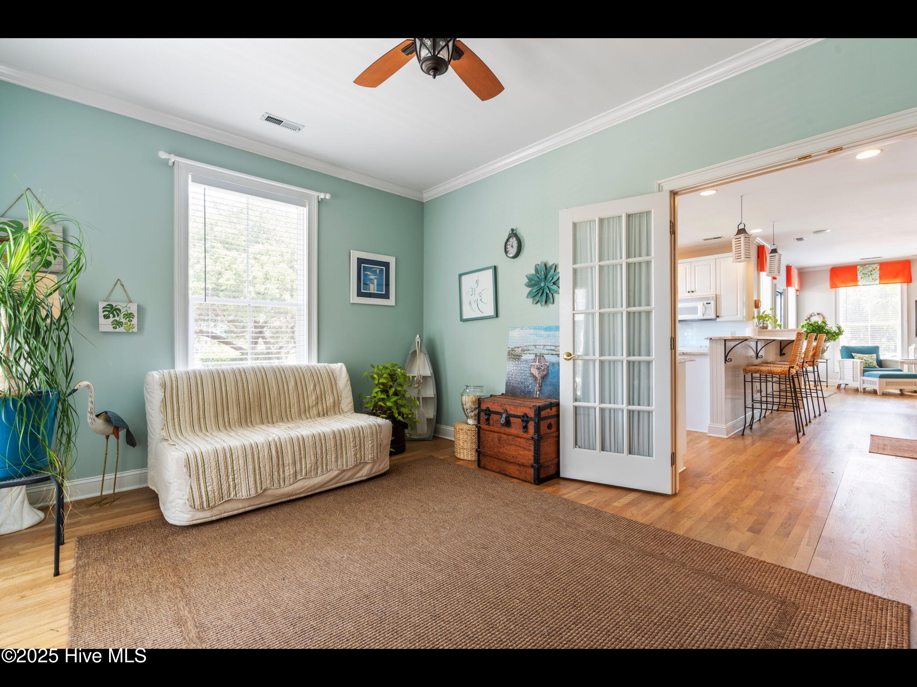 100511839 | Photo 46