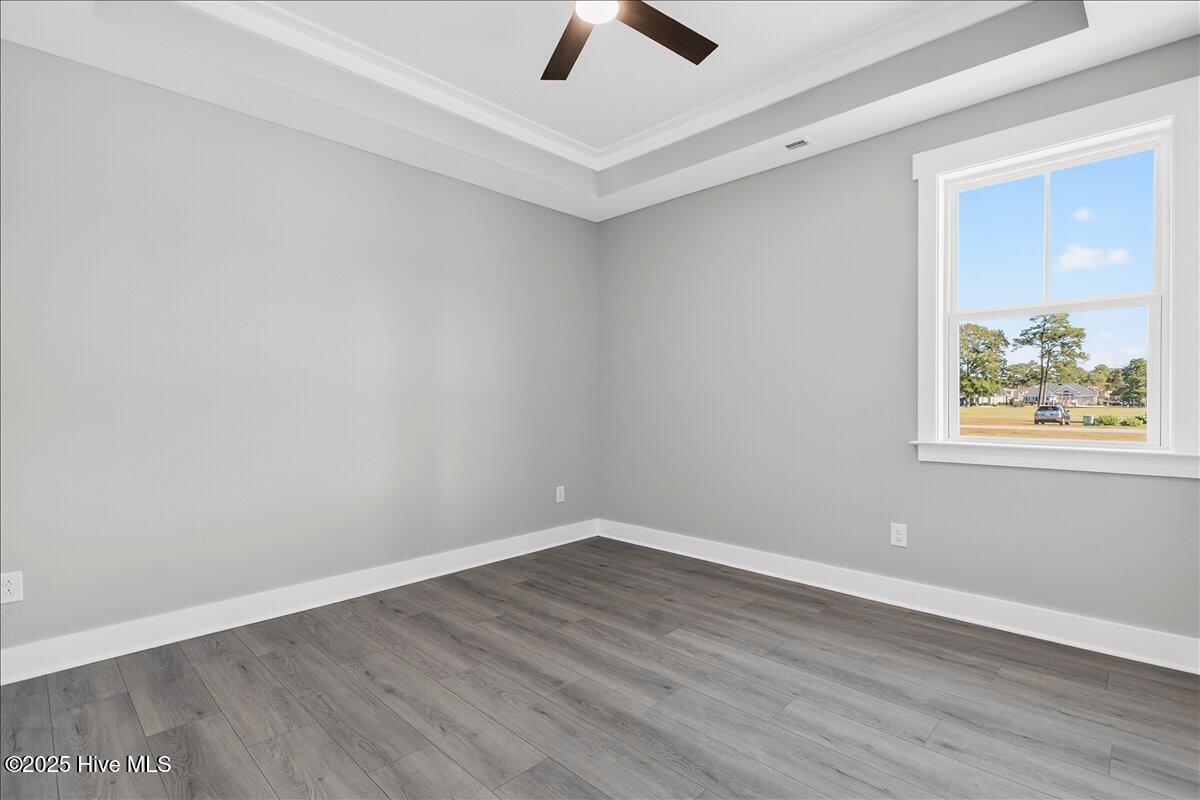 100541548 | Photo 24