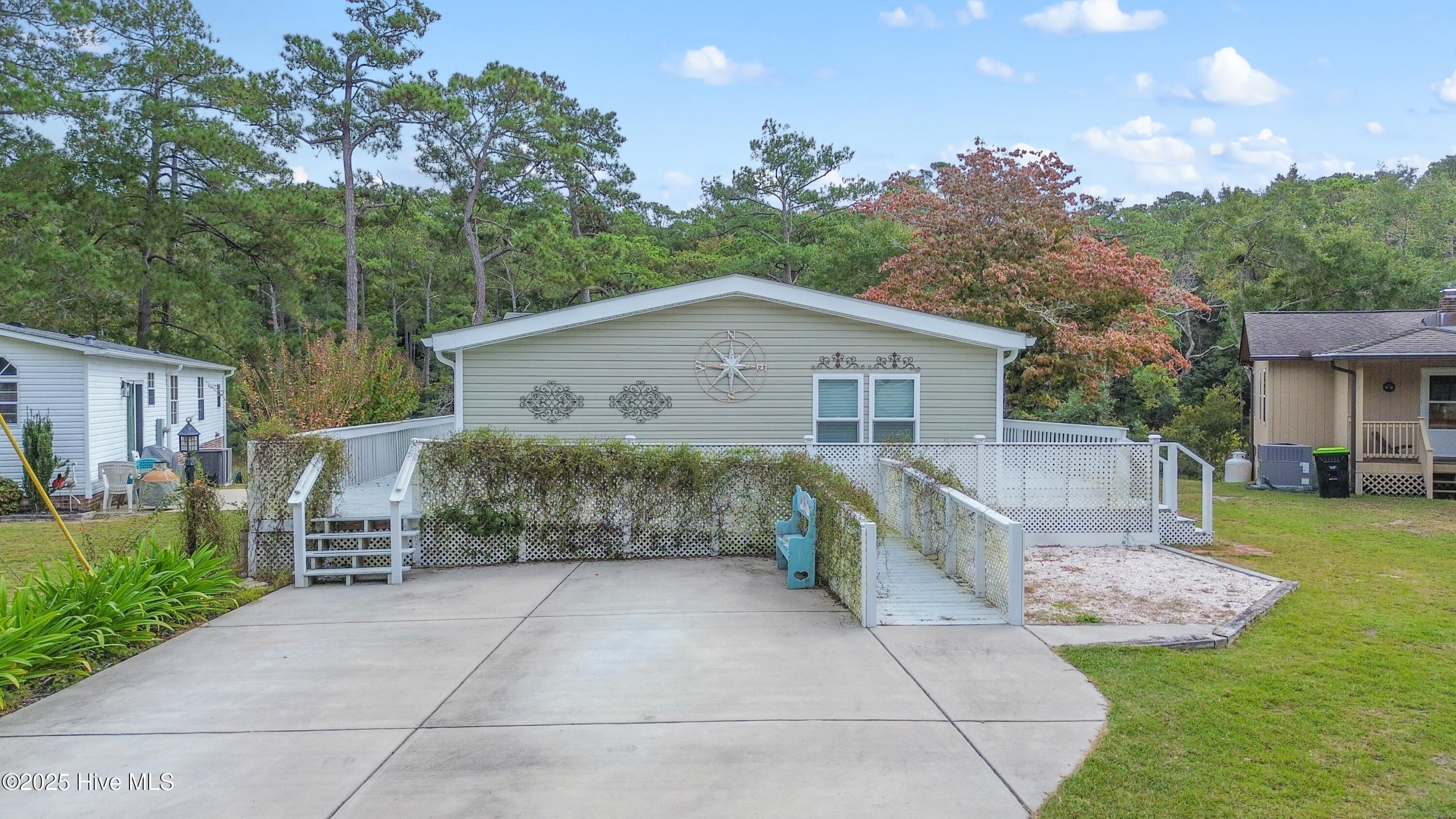 Homes for sale in Ocean Isle Beach, NC | 1638 Woodview Cir Sw, Ocean Isle Beach, NC 28469 | MLS# 100538927