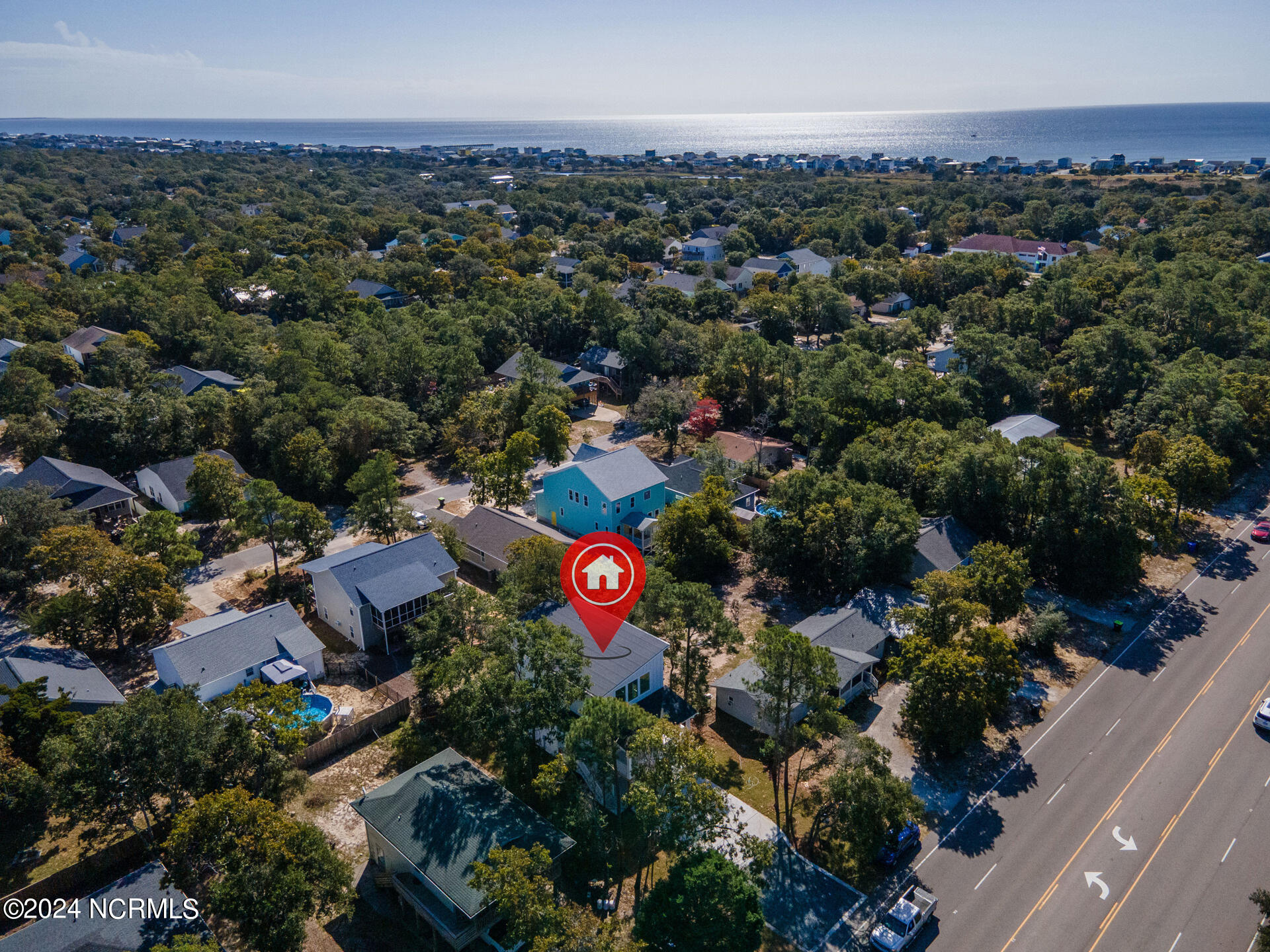 100549617 | Photo 40