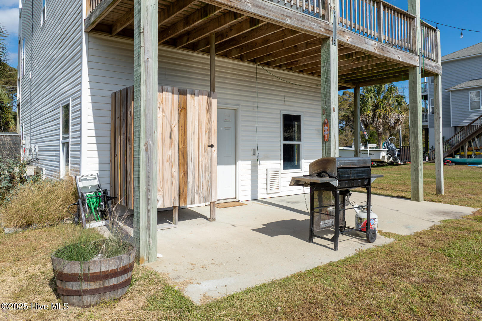 100535257 | Photo 33