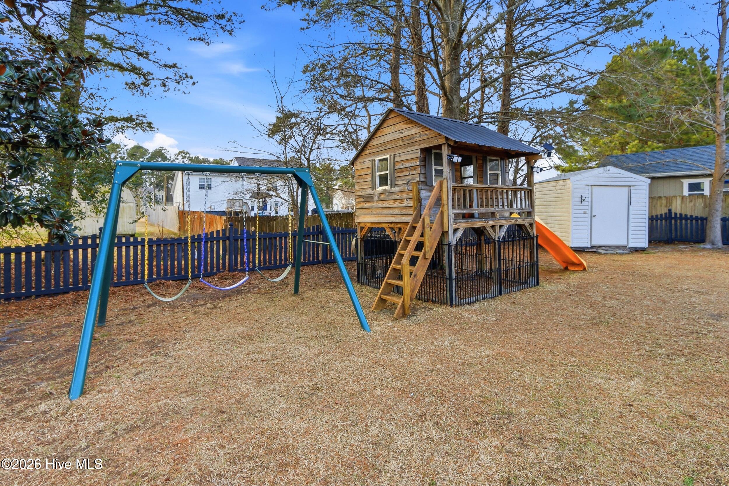 100551374 | Photo 61