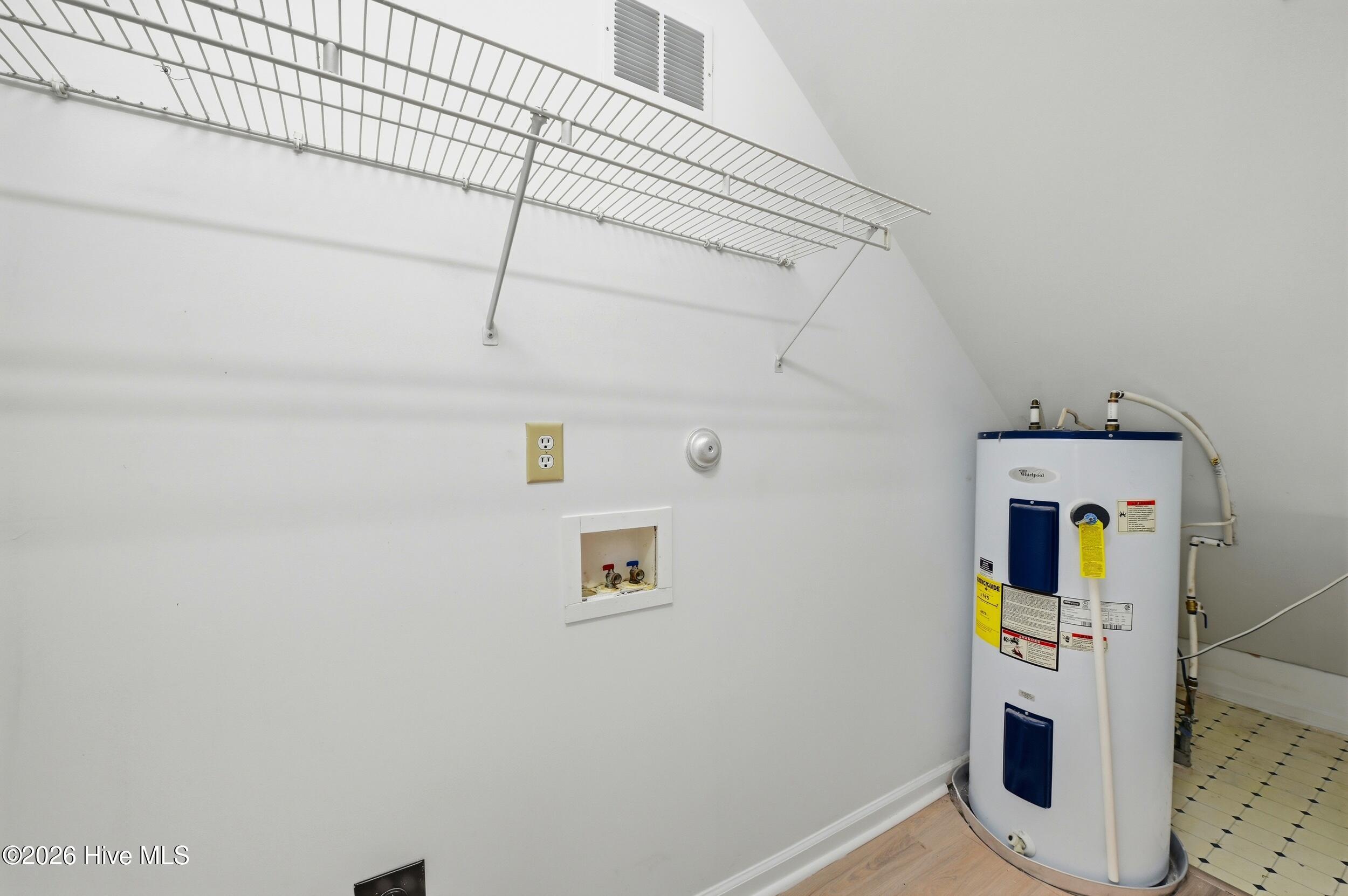 100555192 | Photo 28