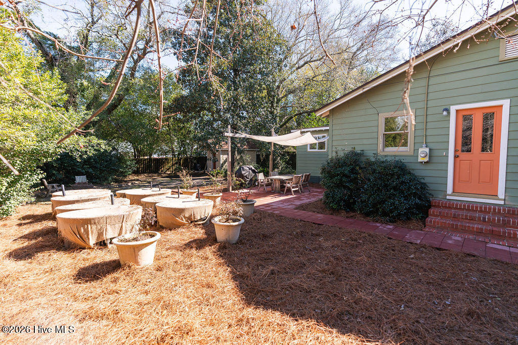 100554317 | Photo 35