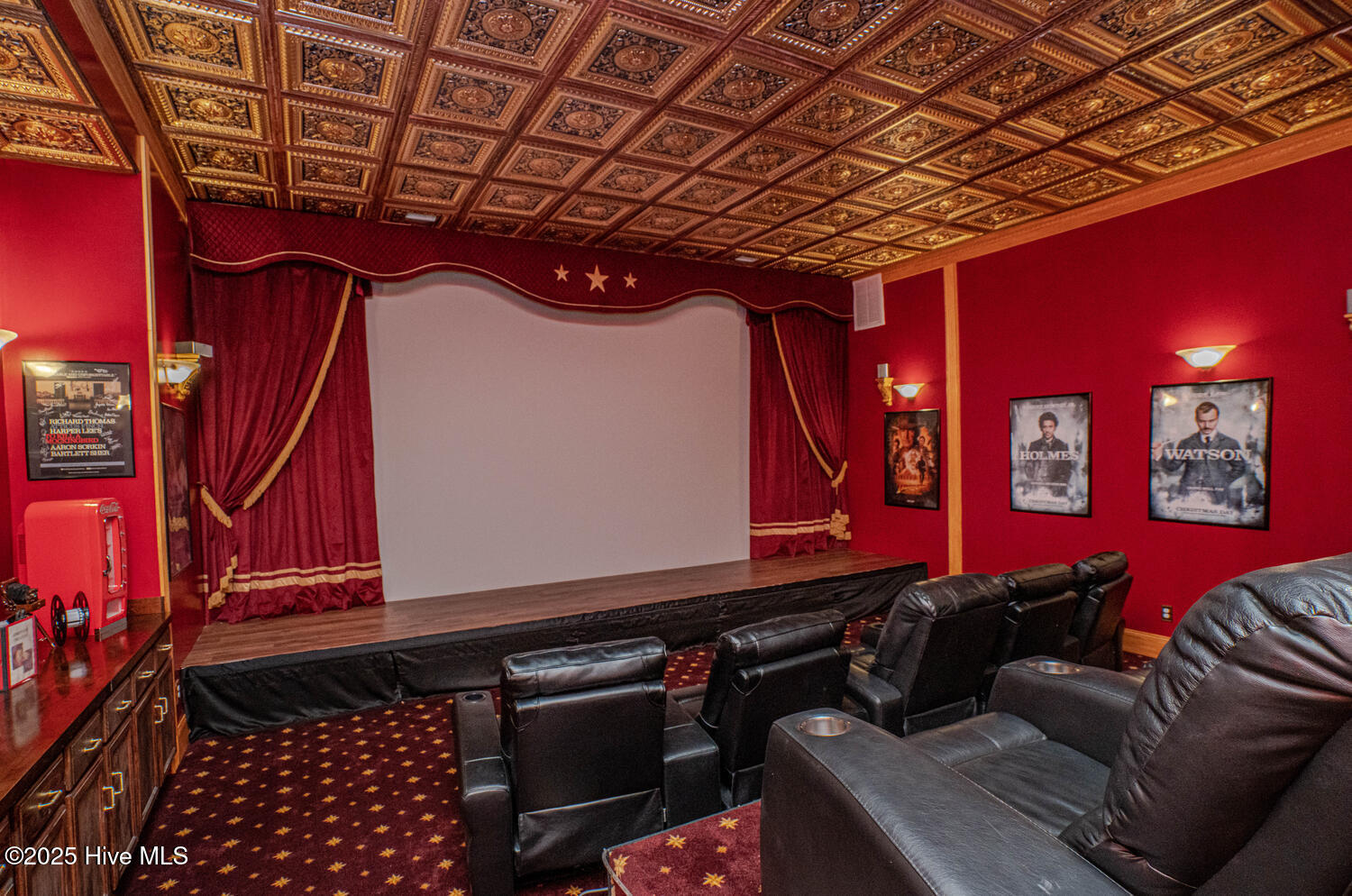 100534571 | Photo 71