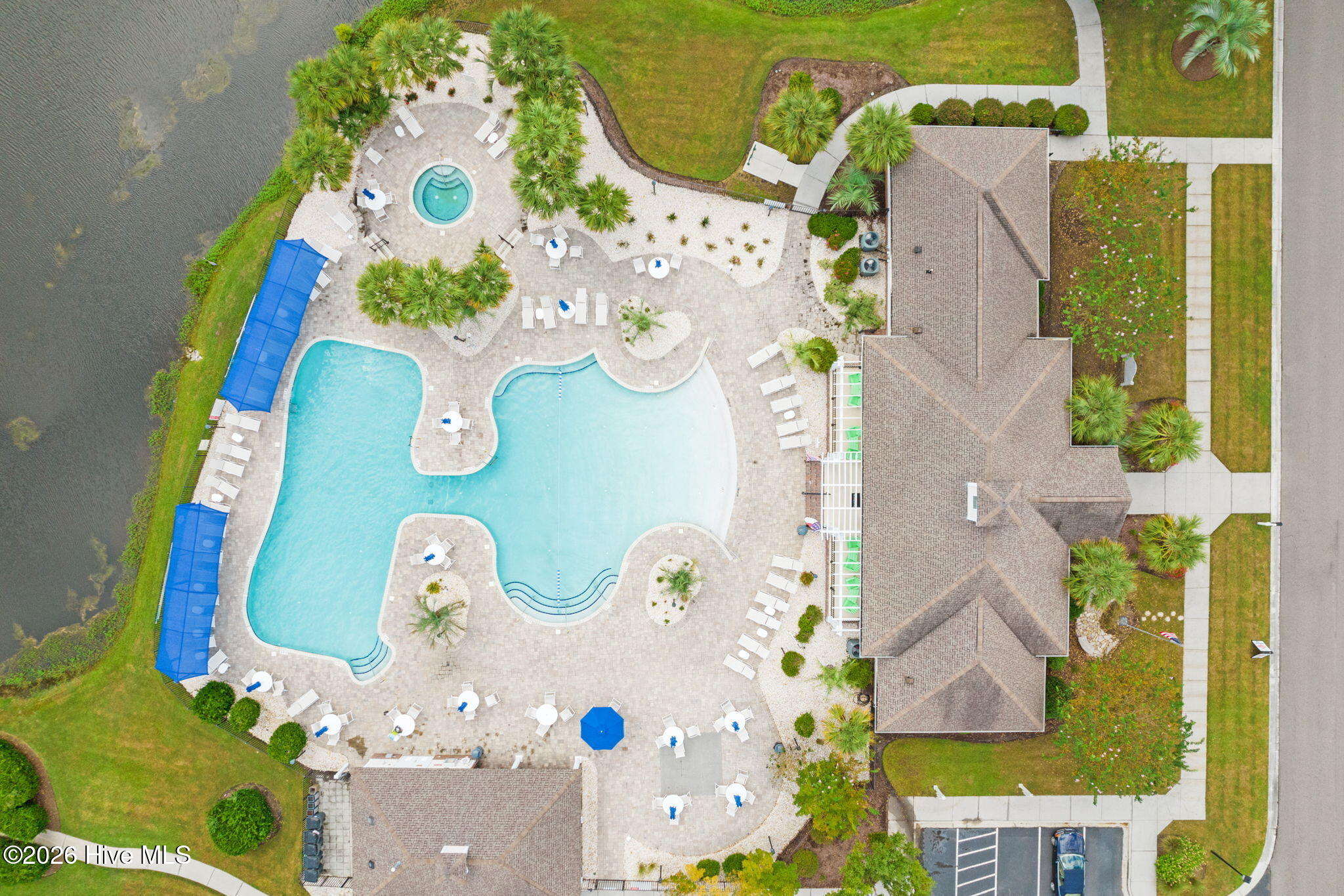 100559381 | Photo 38