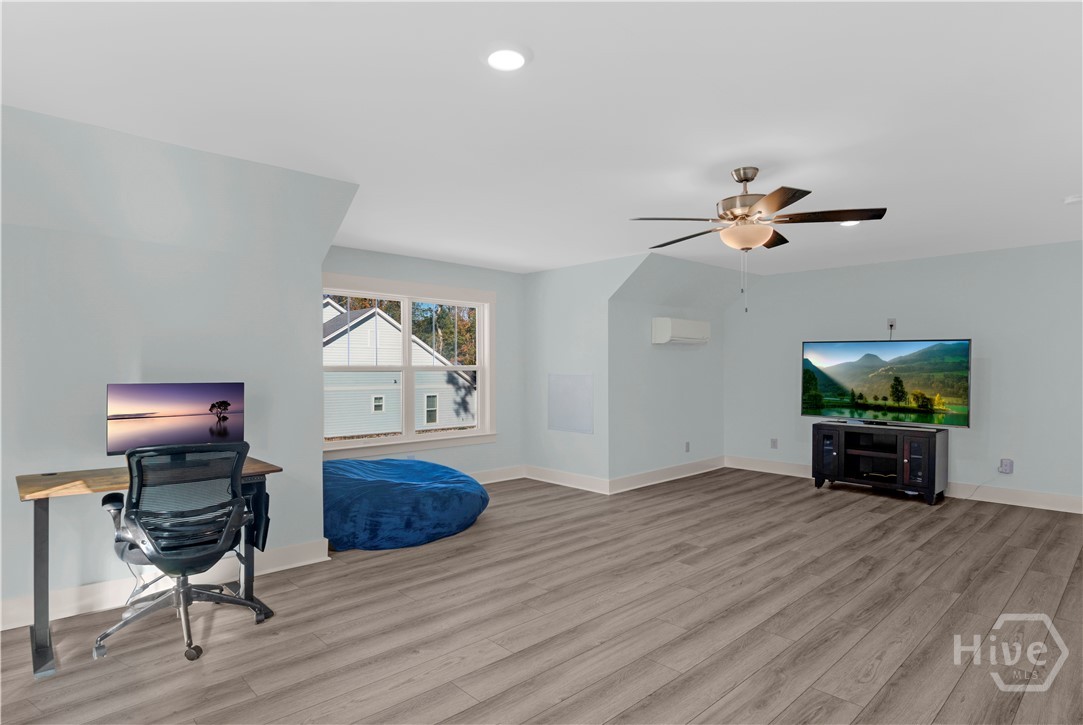 Bonus Room/5th Bedroom