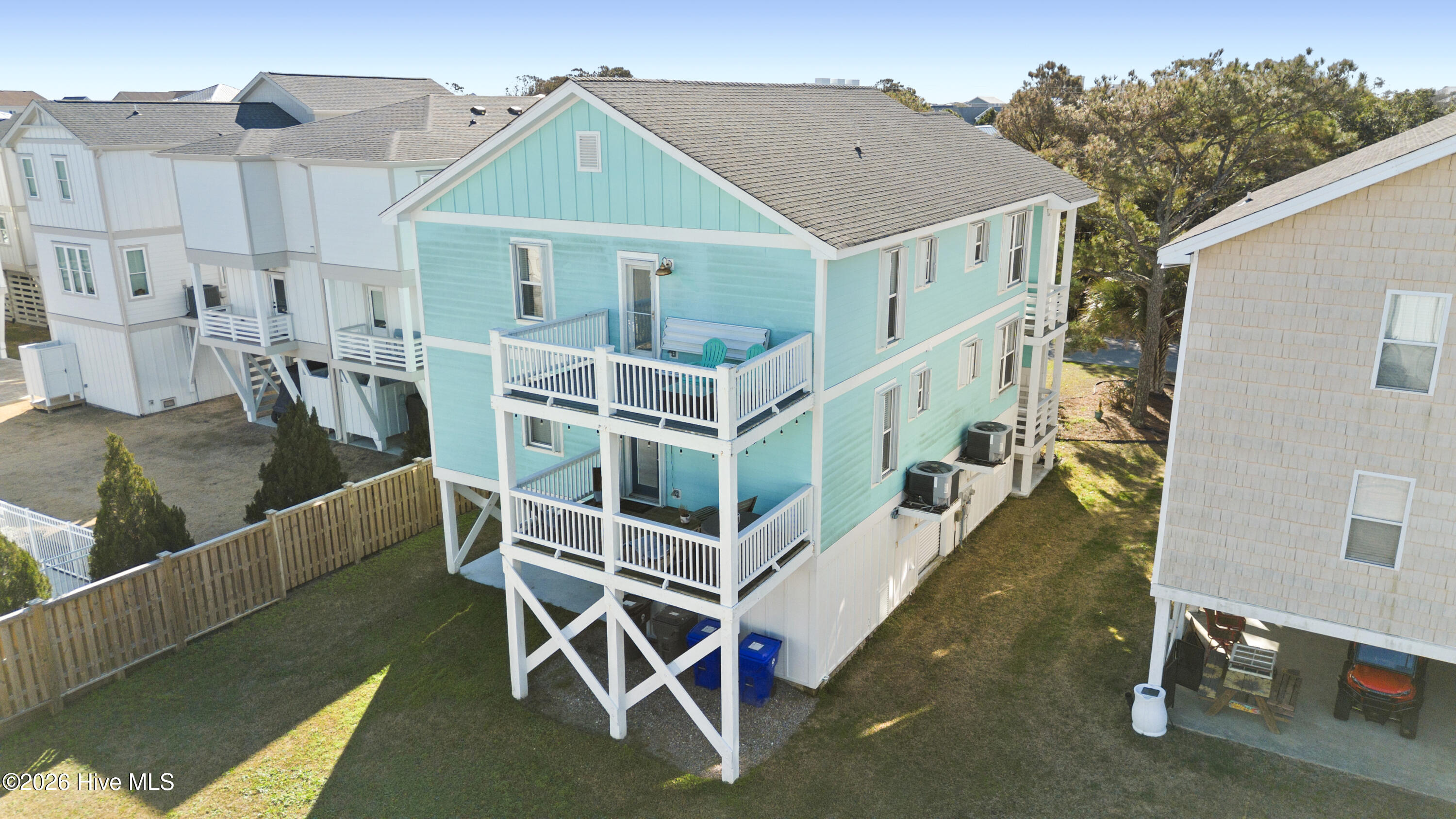 100549941 | Photo 67