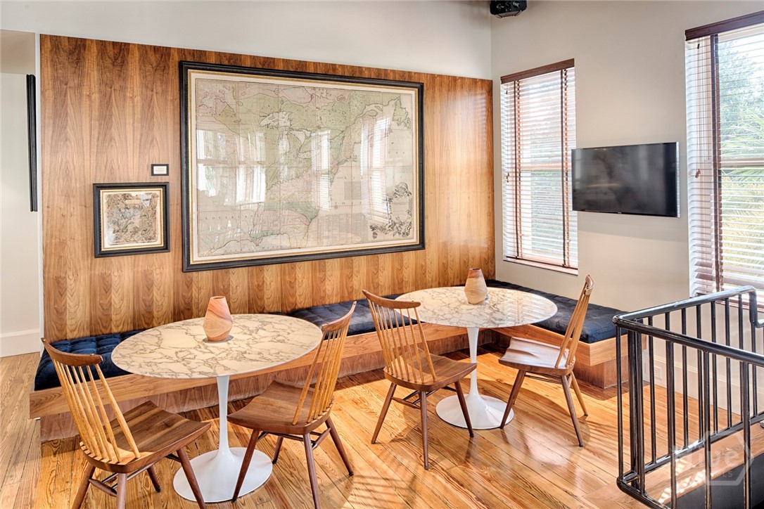 232 E Broughton Street, Savannah, GA, 31401