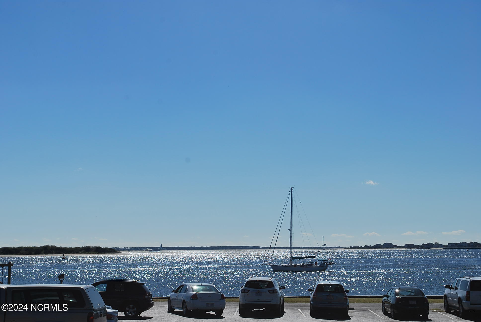 100443482 | Photo 38