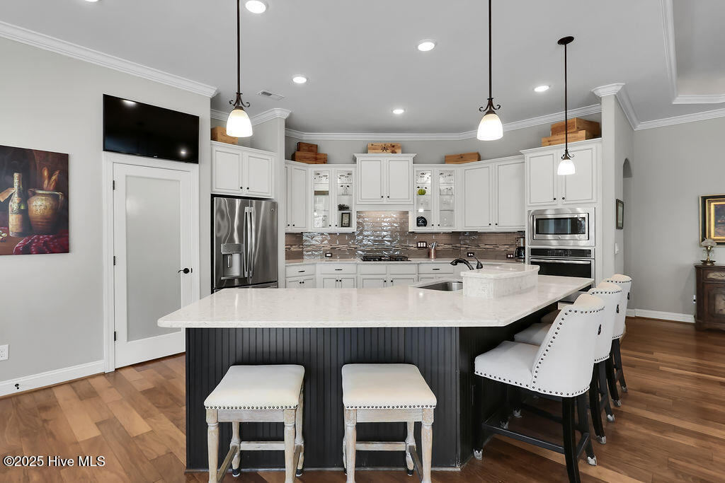 100545215 | Photo 19