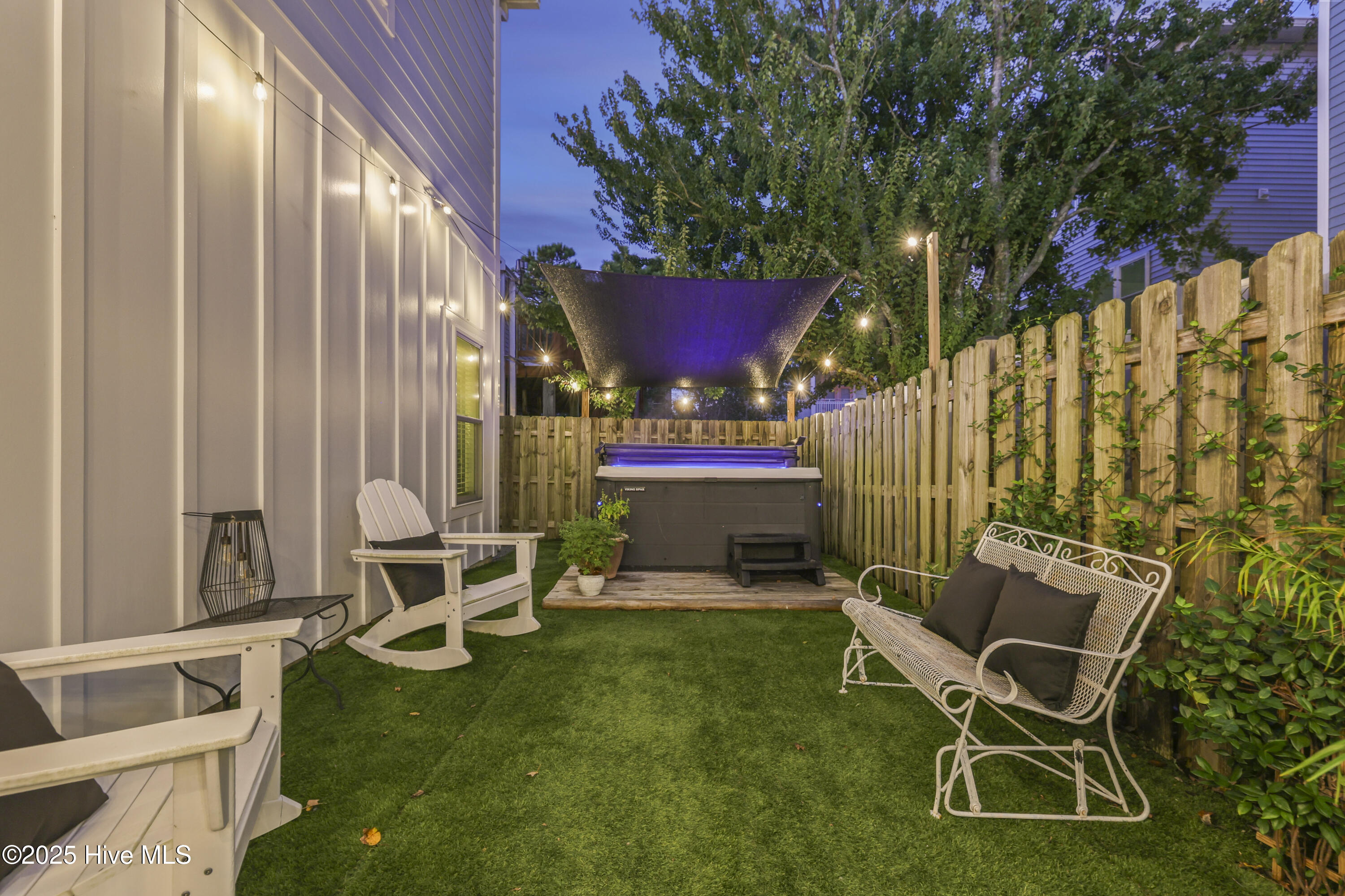 Homes for sale in Carolina Beach, NC | 1225 Pinfish Ln, Carolina Beach, NC 28428 | MLS# 100536378