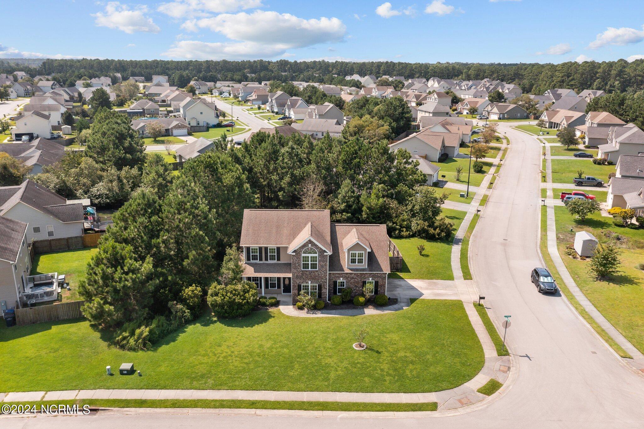 100549722 | Photo 36