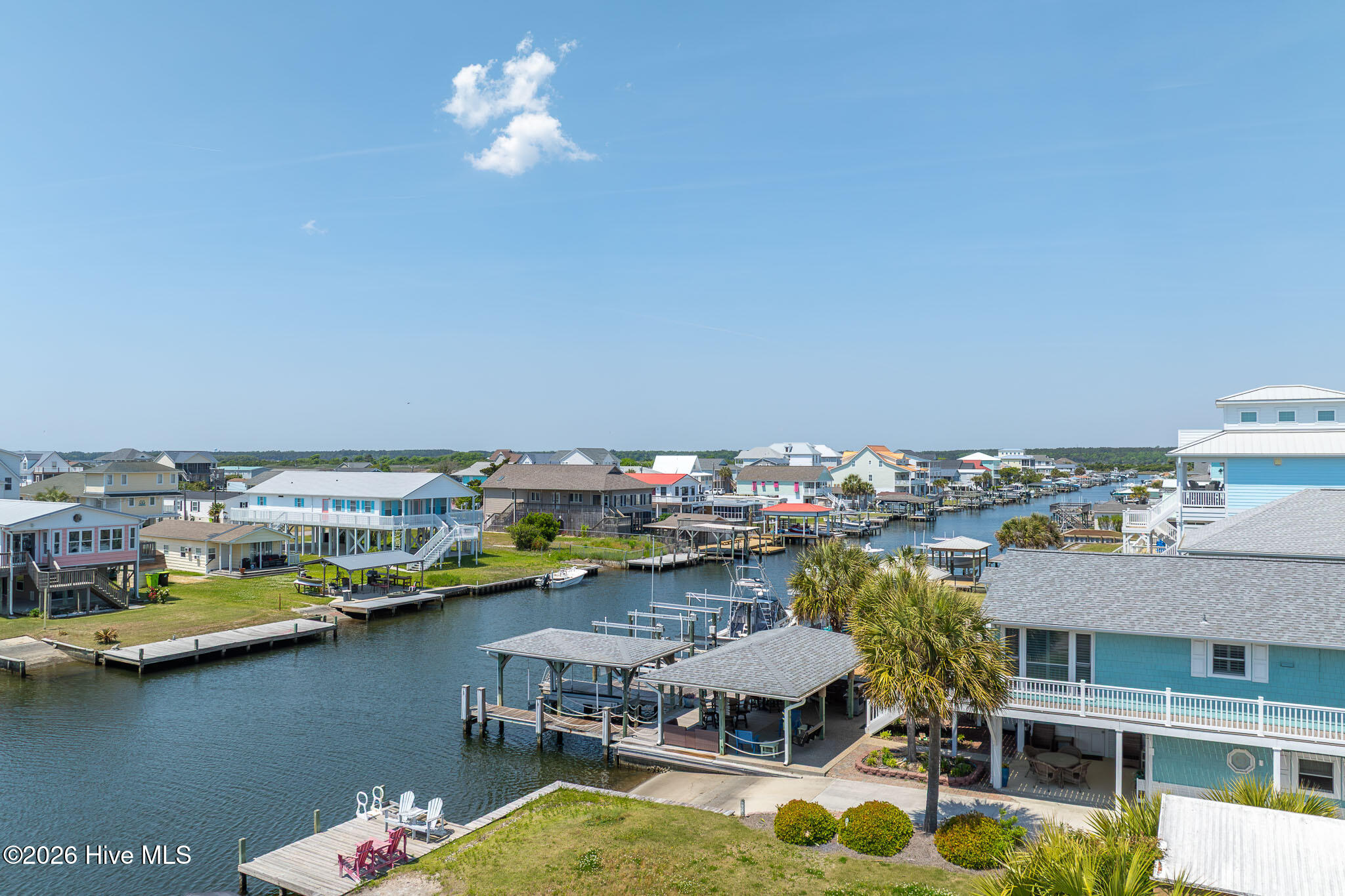 100569723 | Photo 17