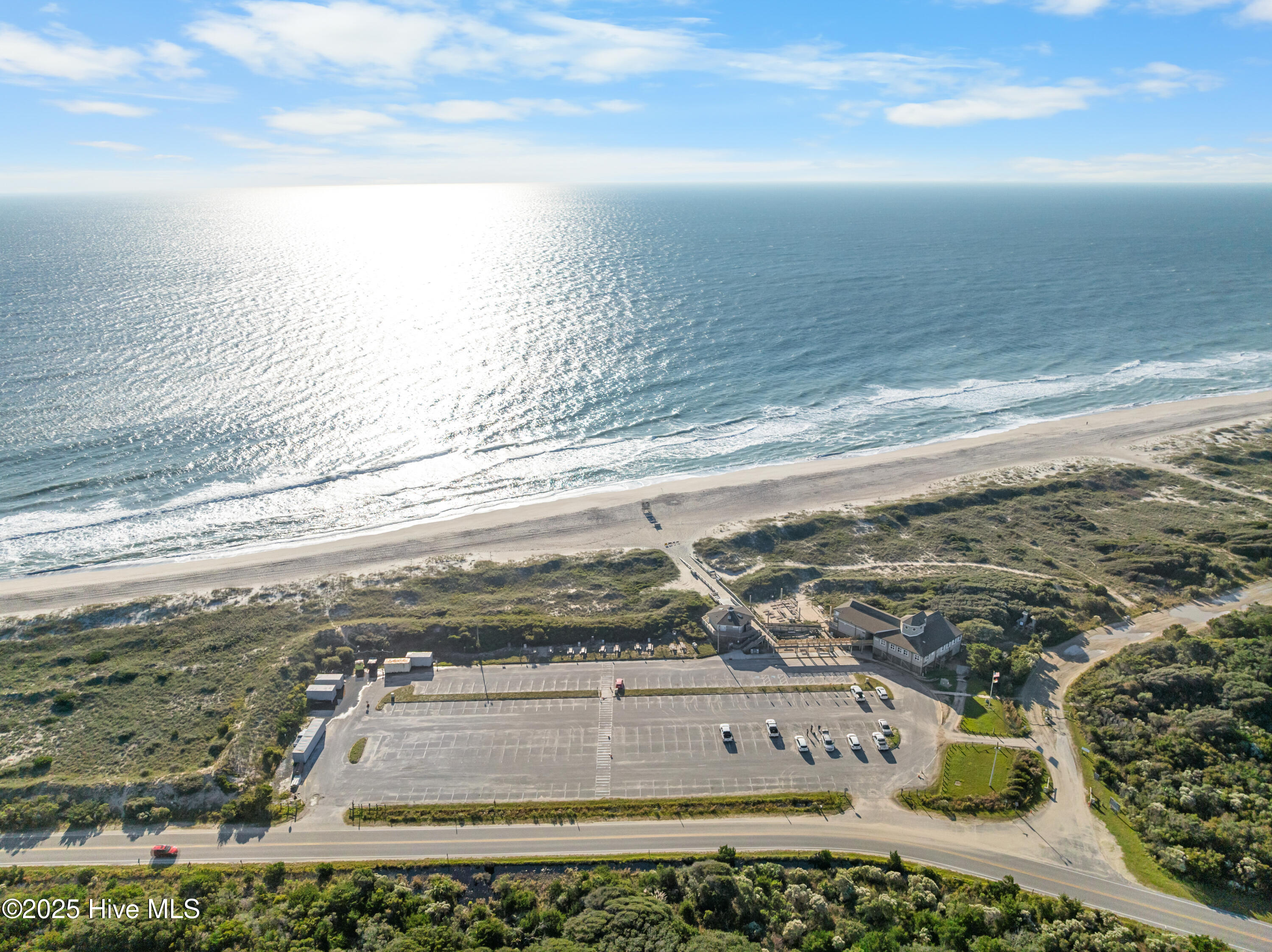 100562977 | Photo 89