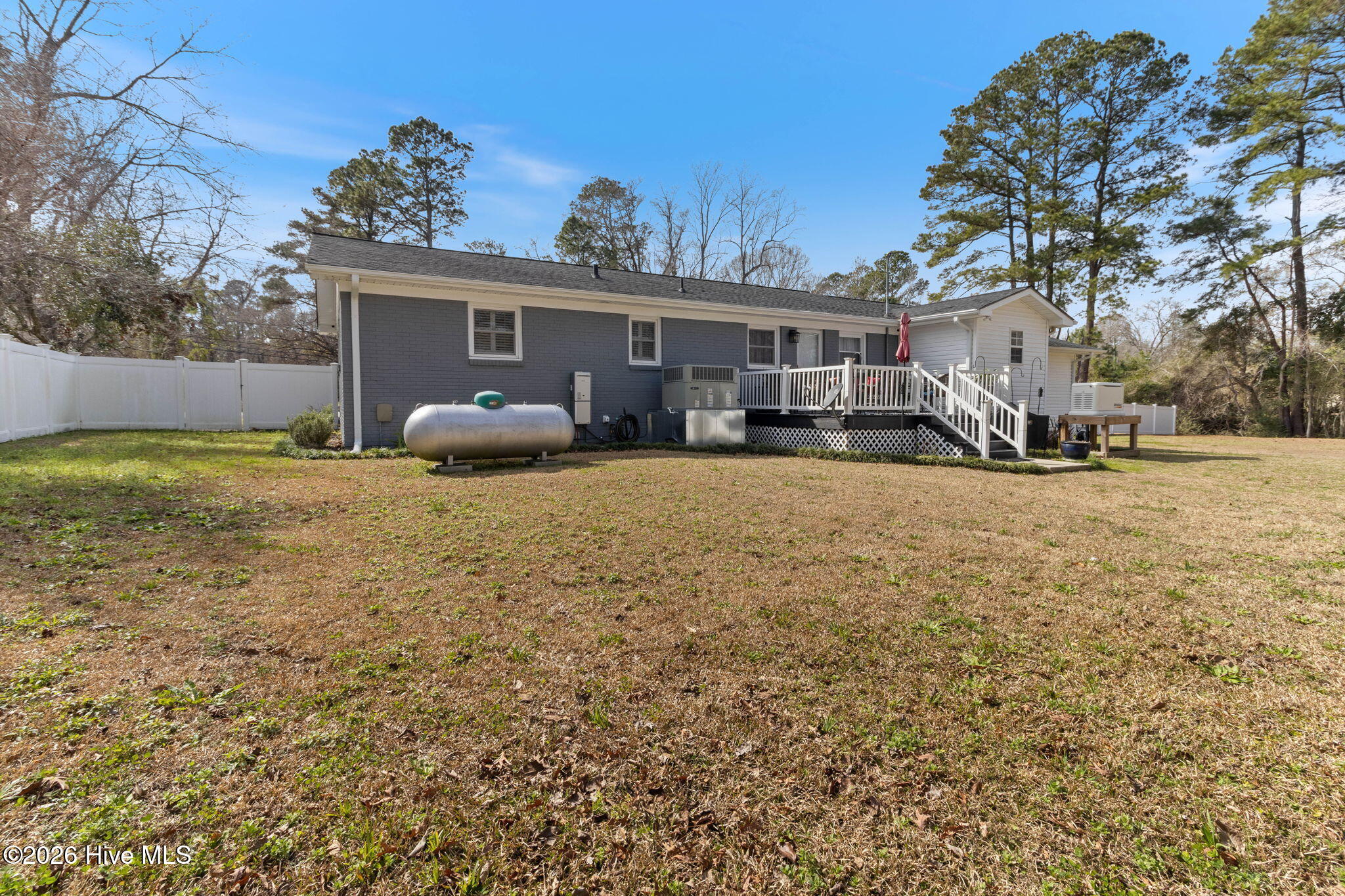 100556969 | Photo 32