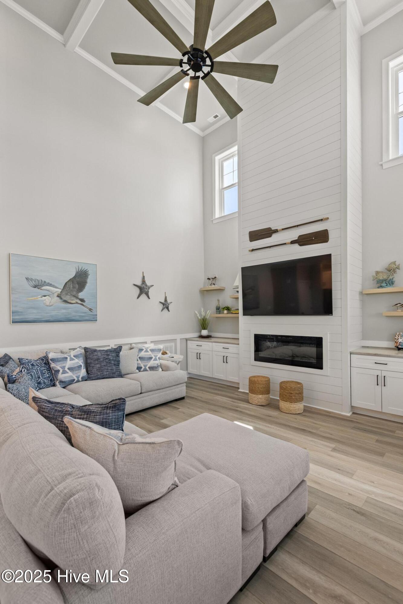 100498543 | Photo 14