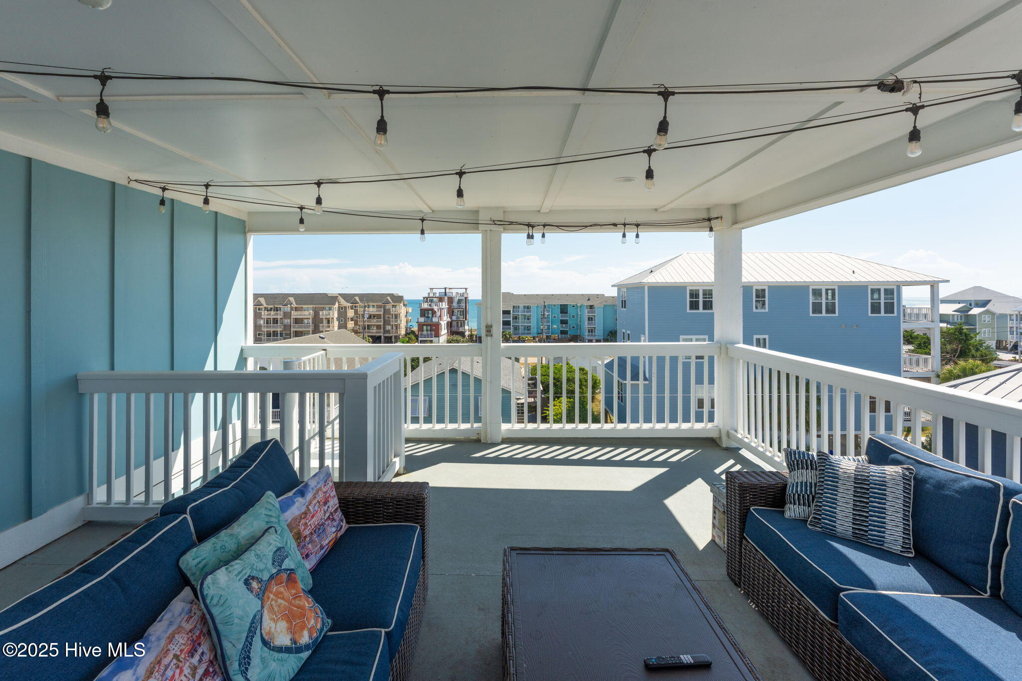 100537095 | Photo 31