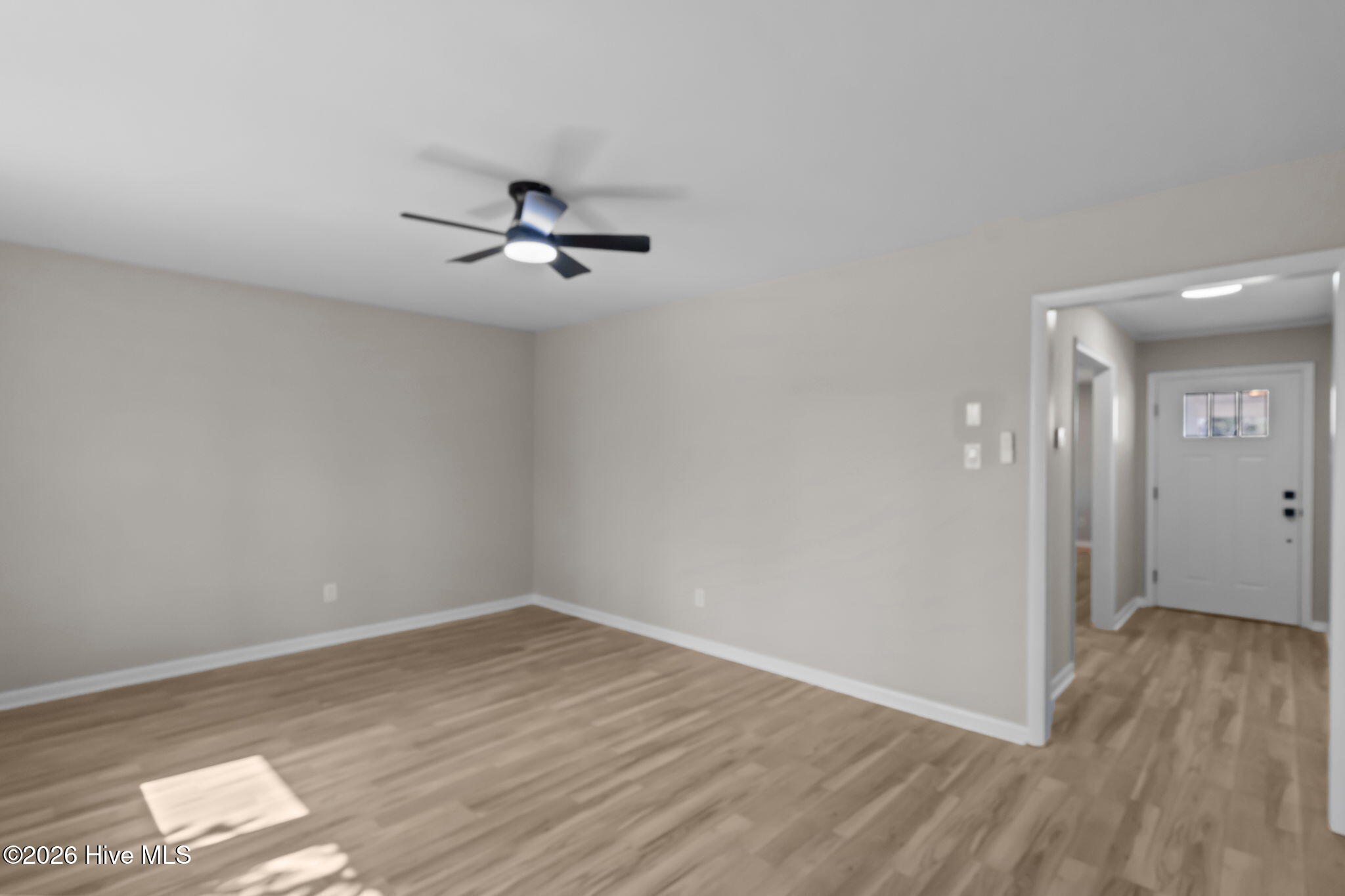 100557666 | Photo 20