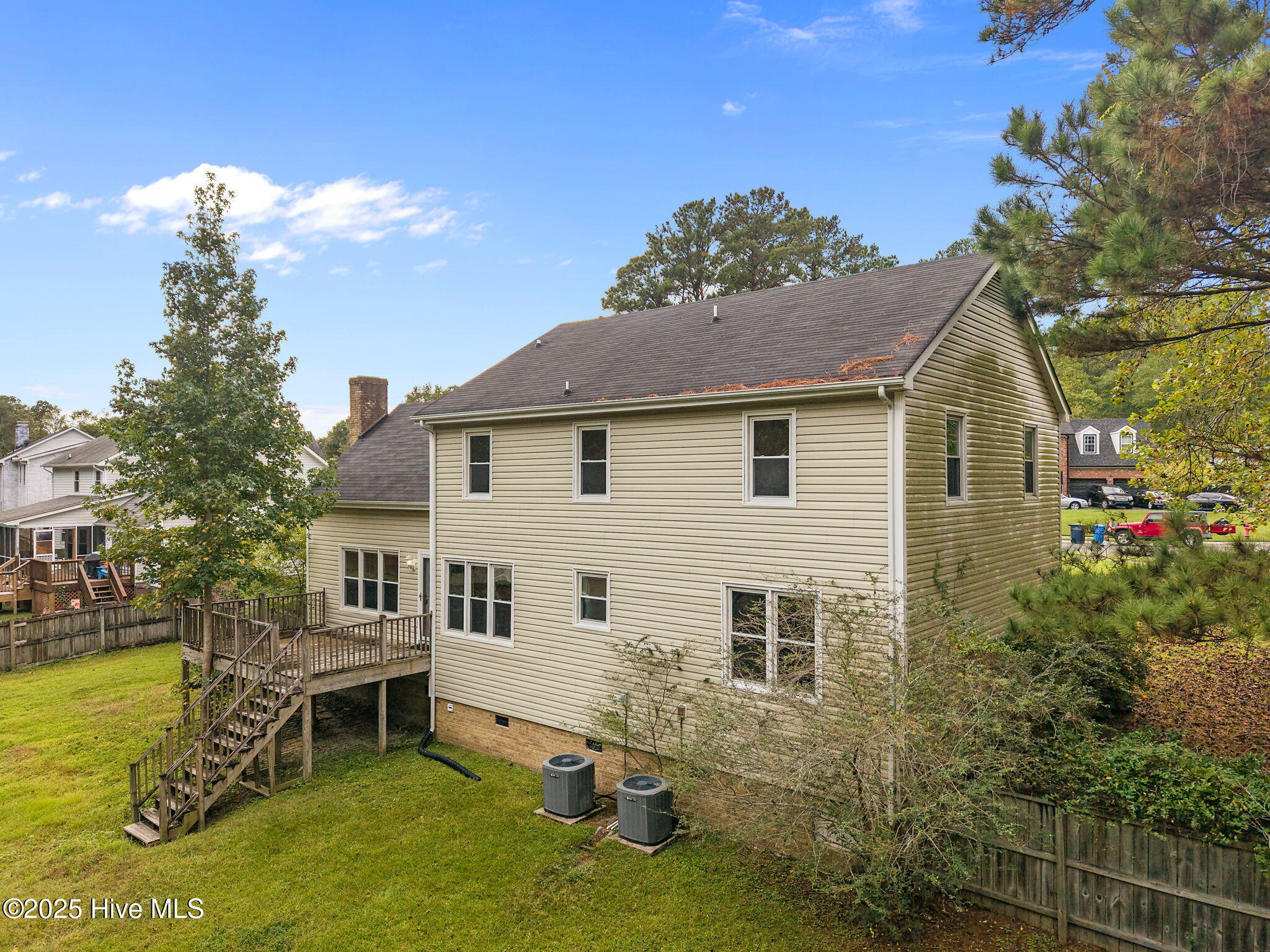 100534053 | Photo 39