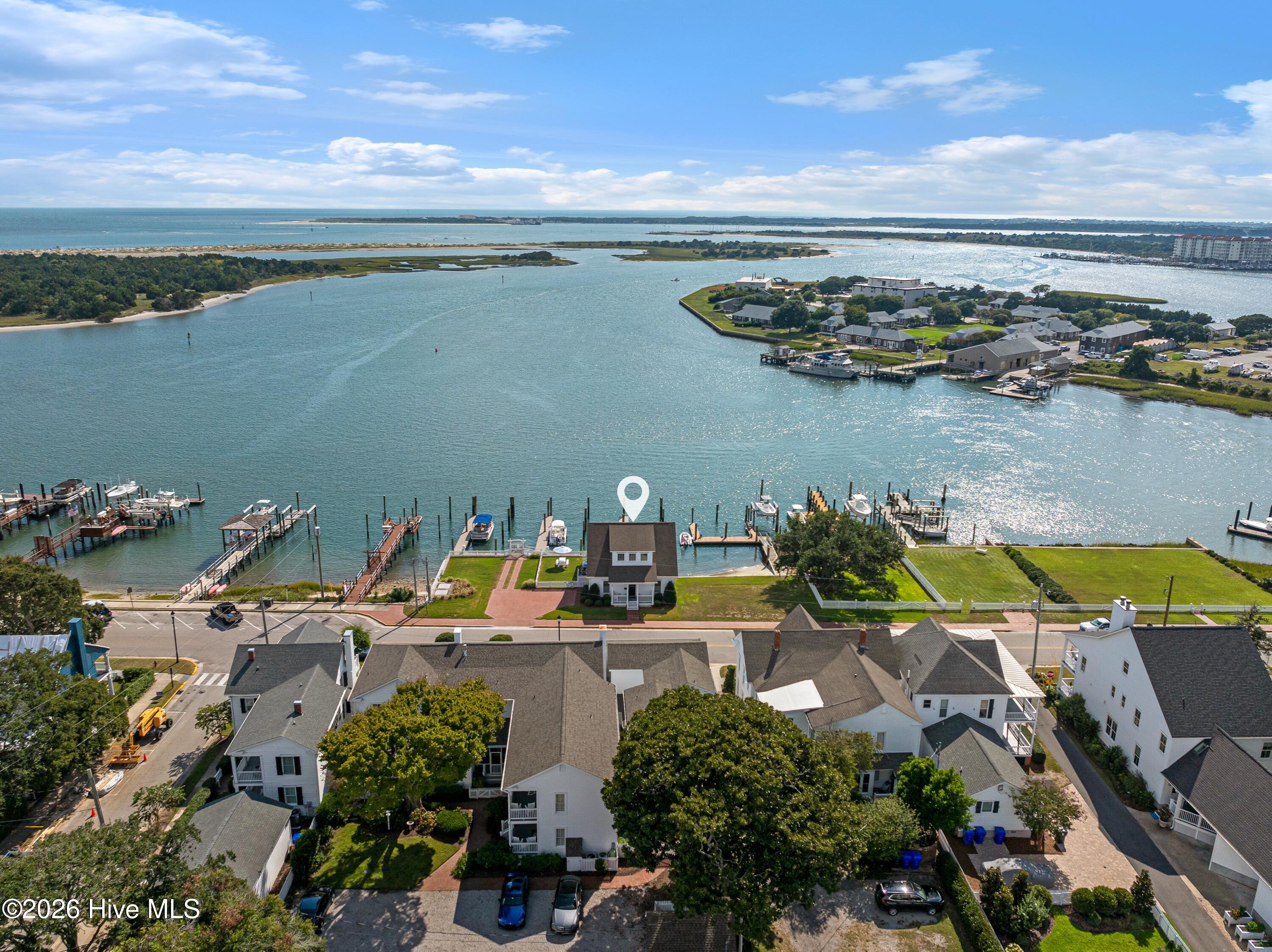 122 Front Street & Slip #5,Beaufort