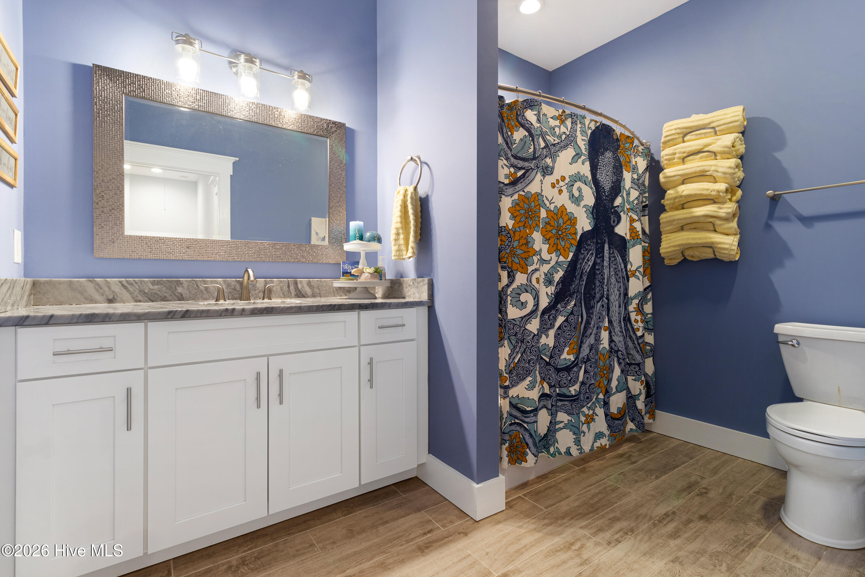 121 Sea Isle North Drive & Slip 20,Indian Beach