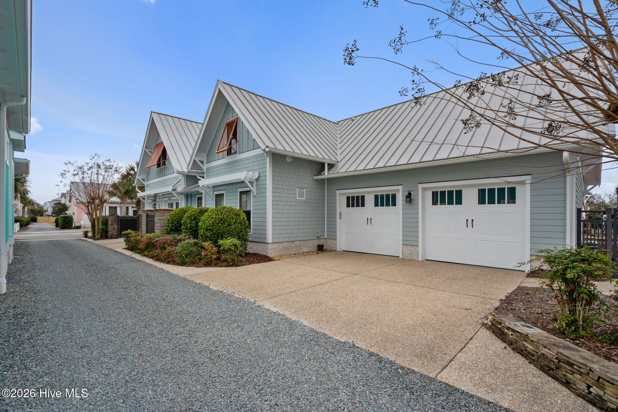 100551618 | Photo 92