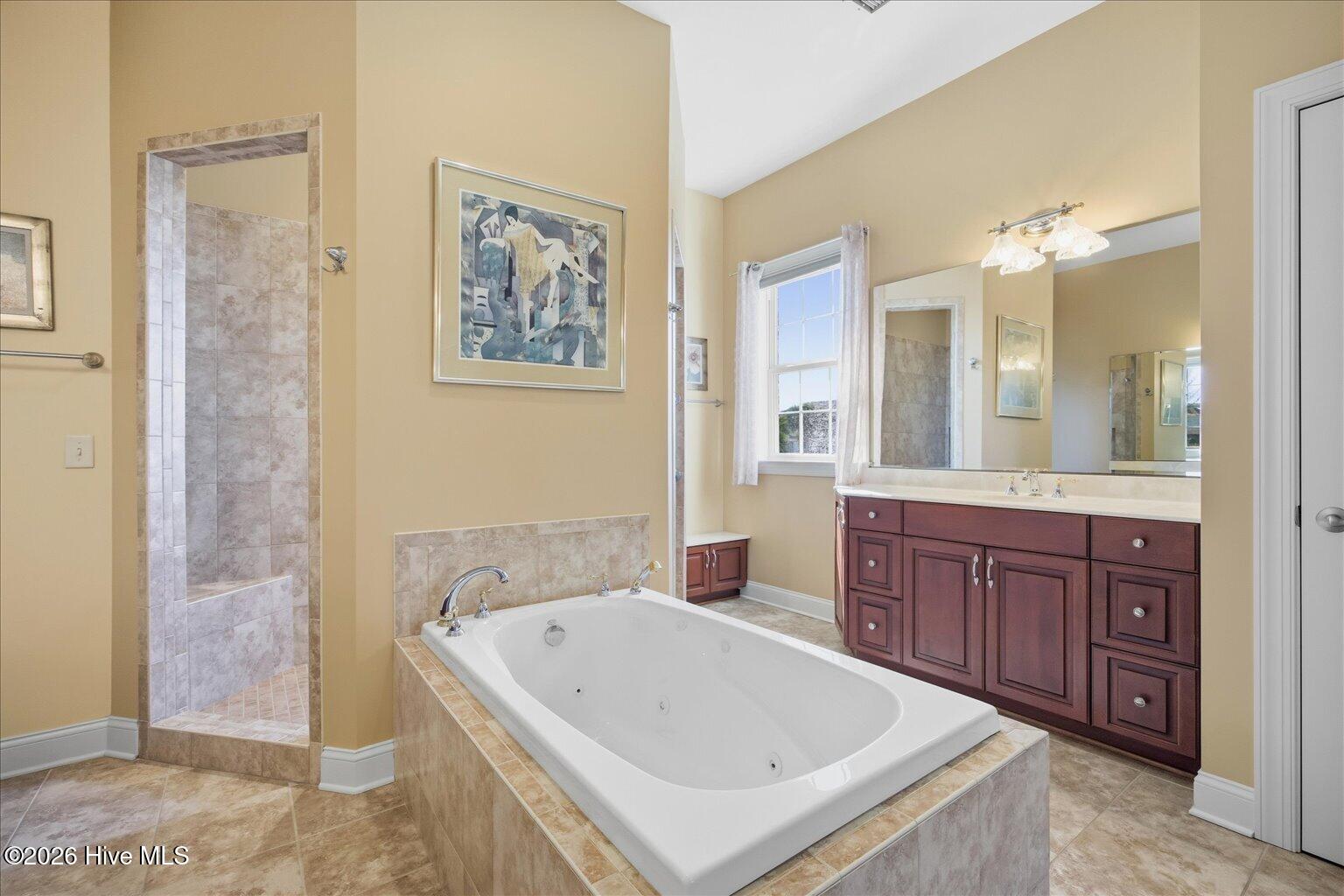 100557521 | Photo 30