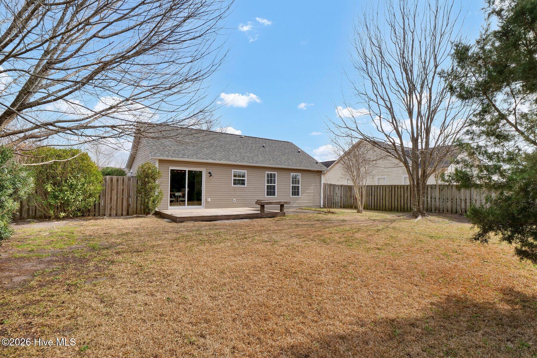 100552455 | Photo 26