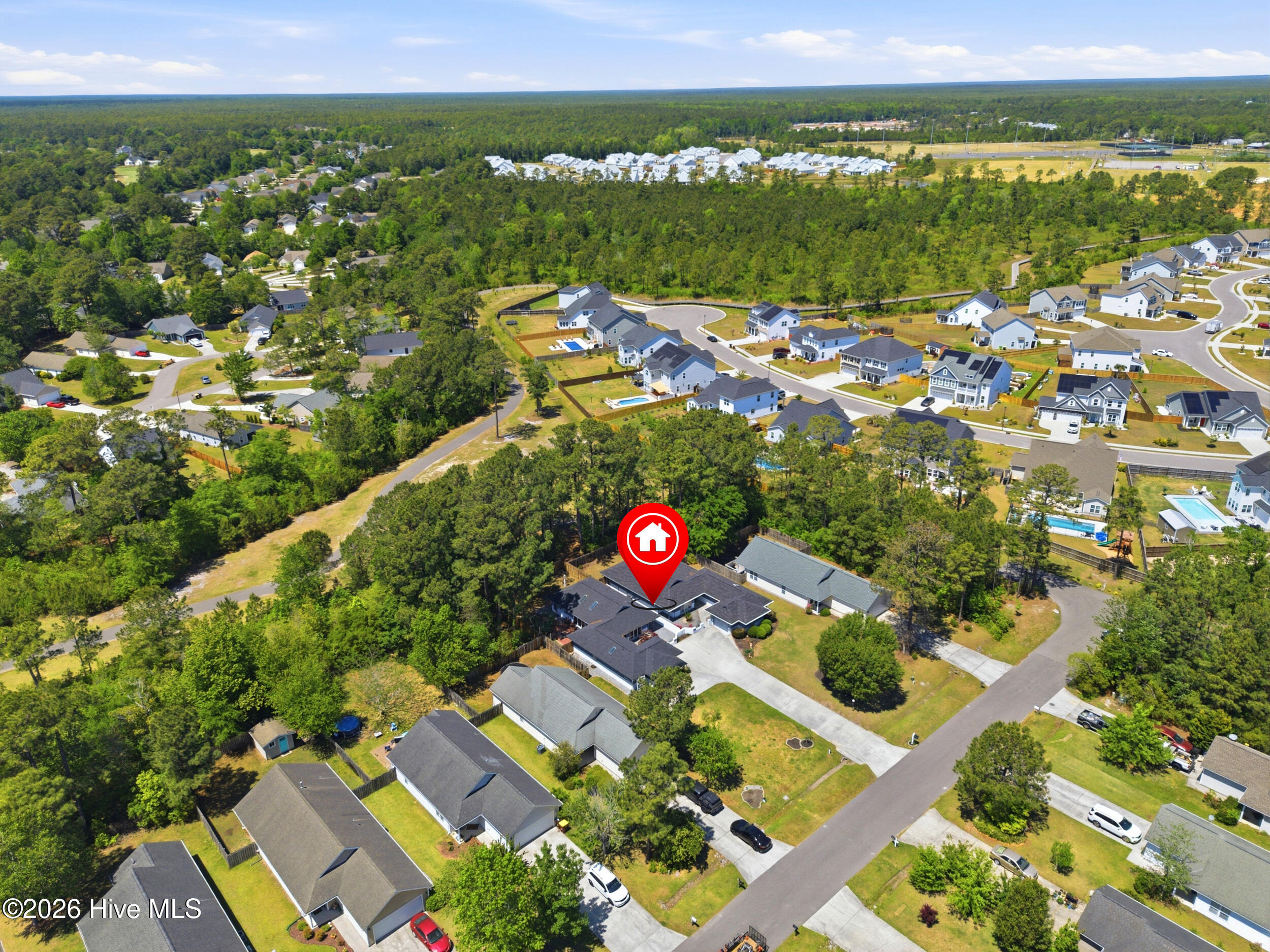 100569802 | Photo 48