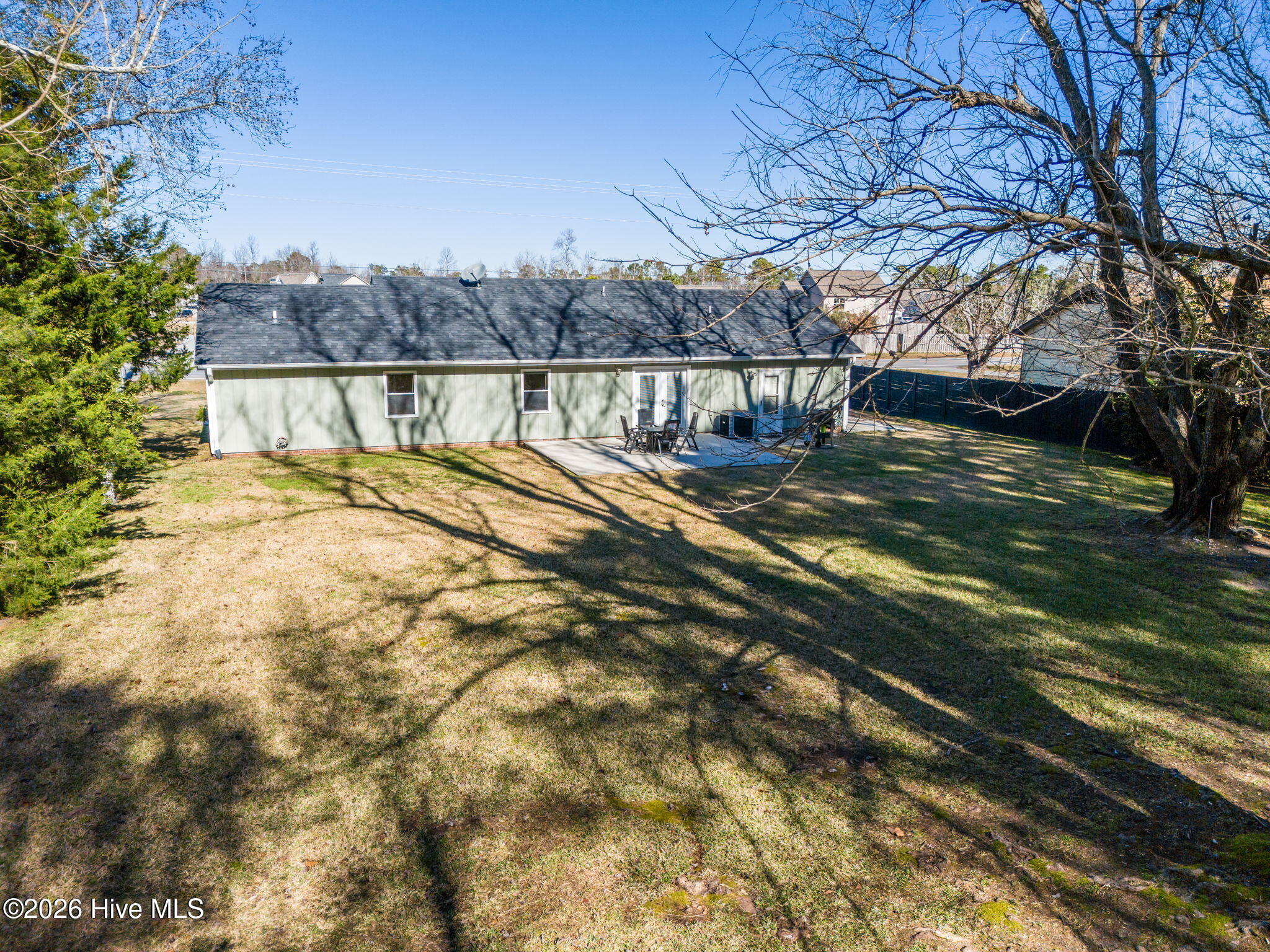 100548180 | Photo 24