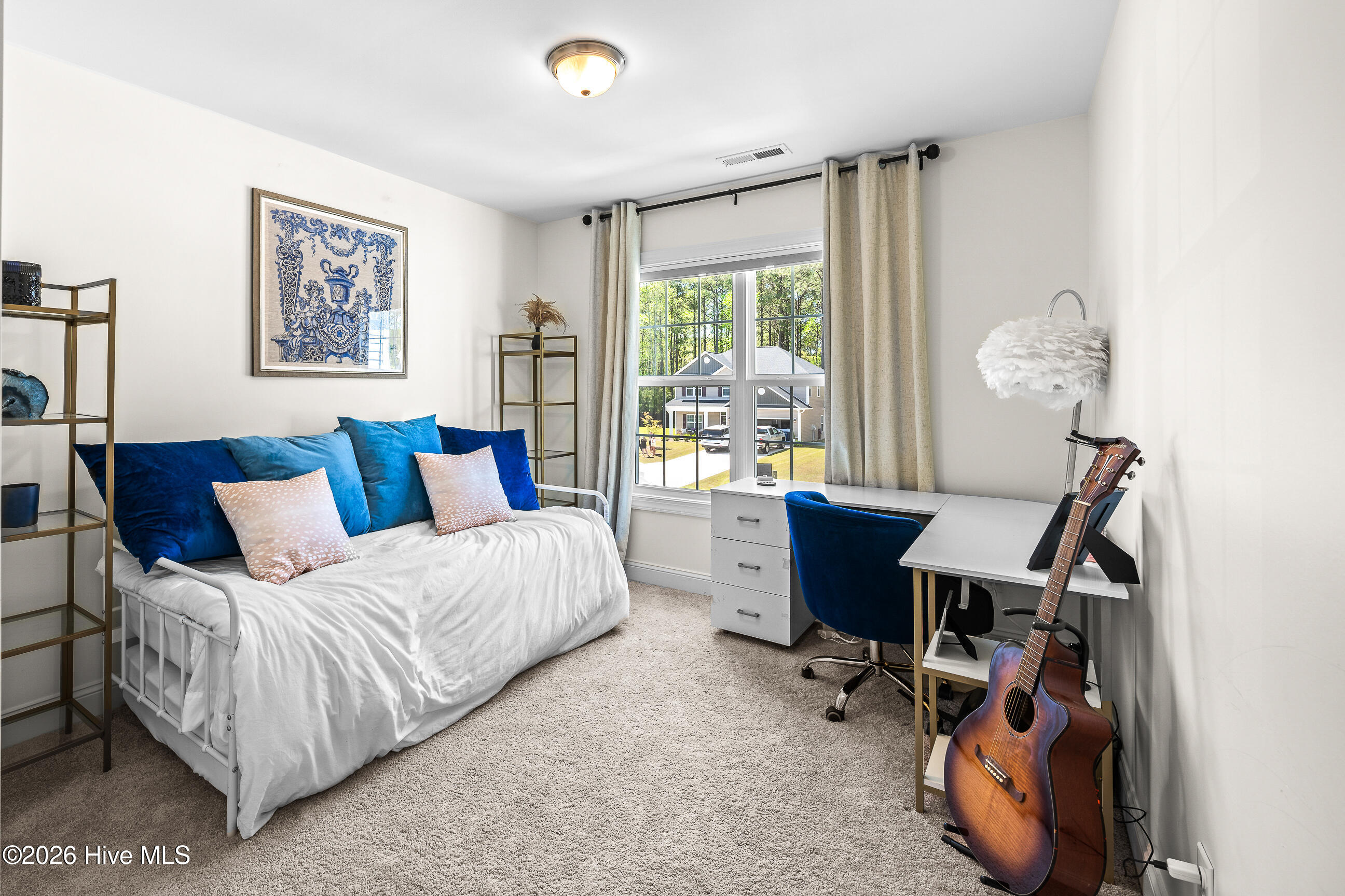 100567296 | Photo 27