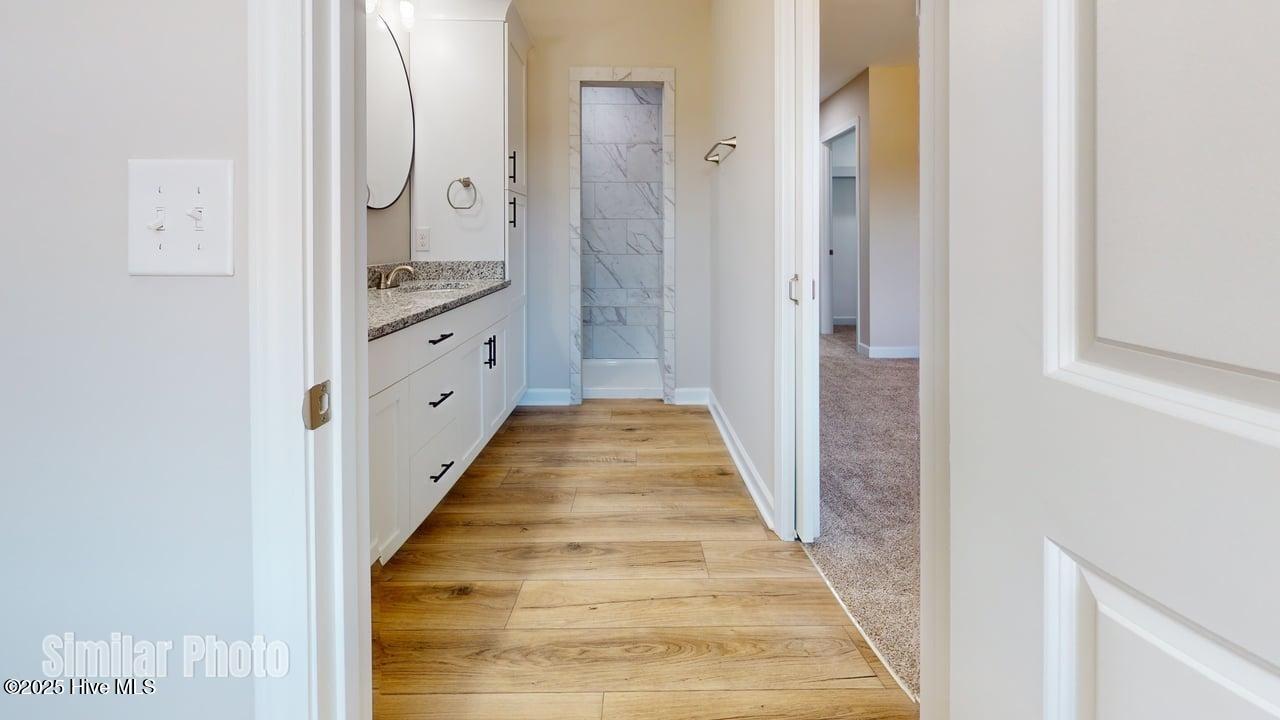 100546345 | Photo 30