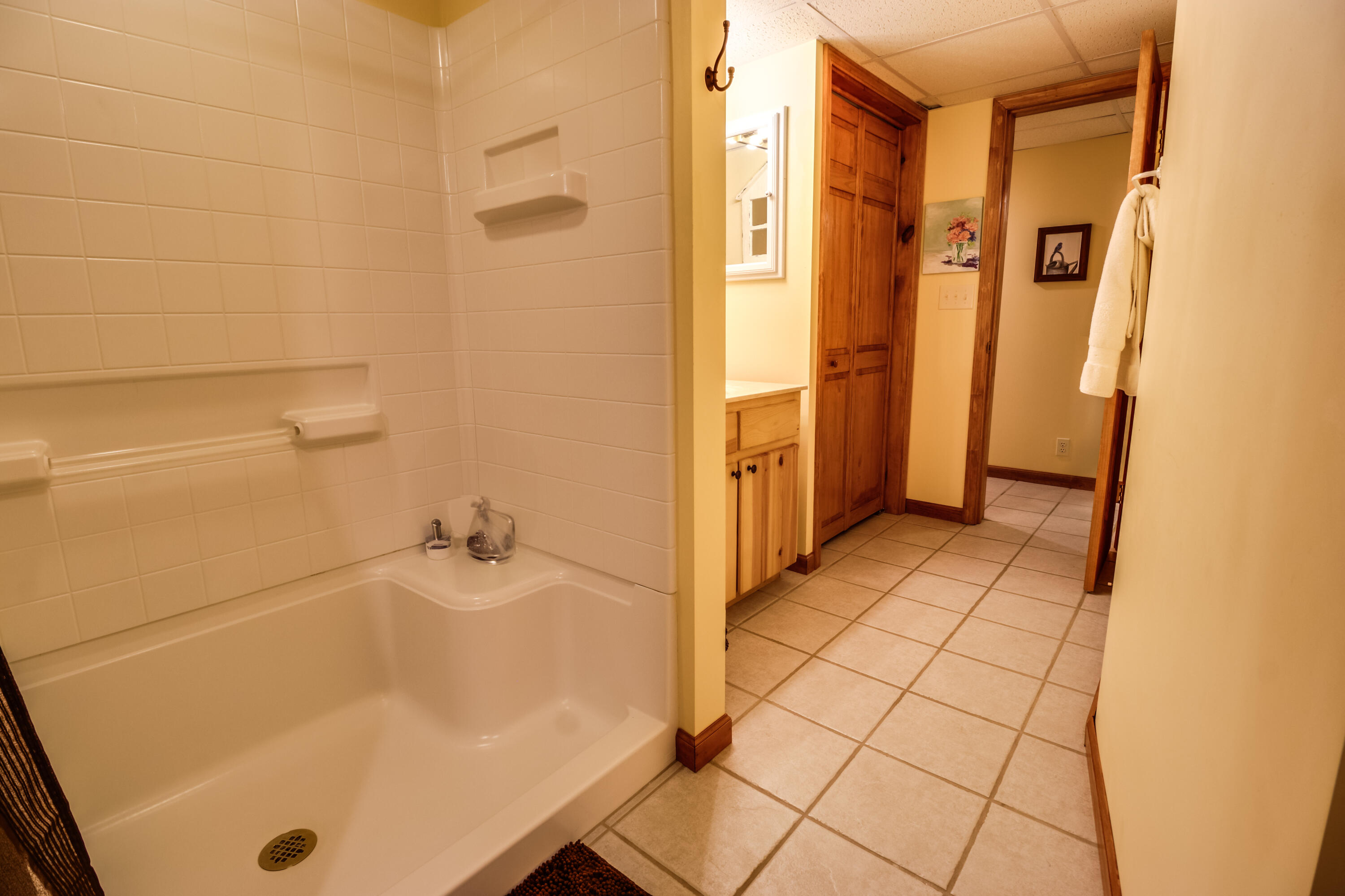 2265 Indian Rd-56
