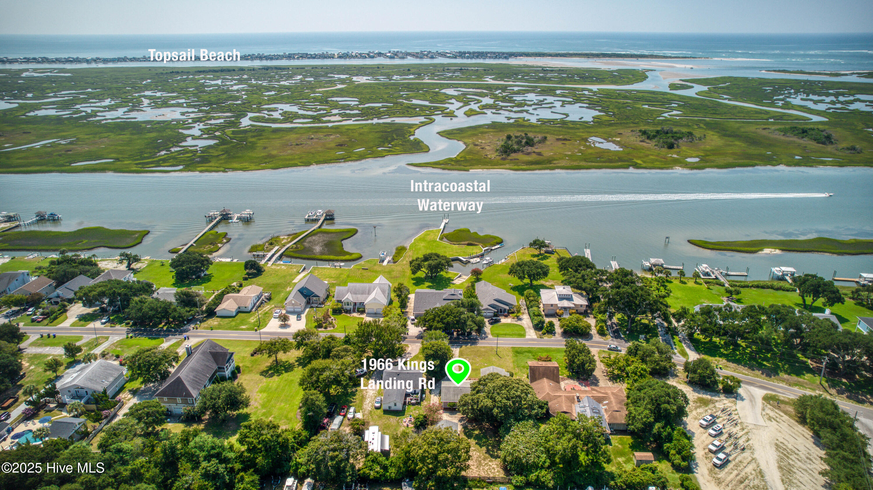 100522870 | Photo 22