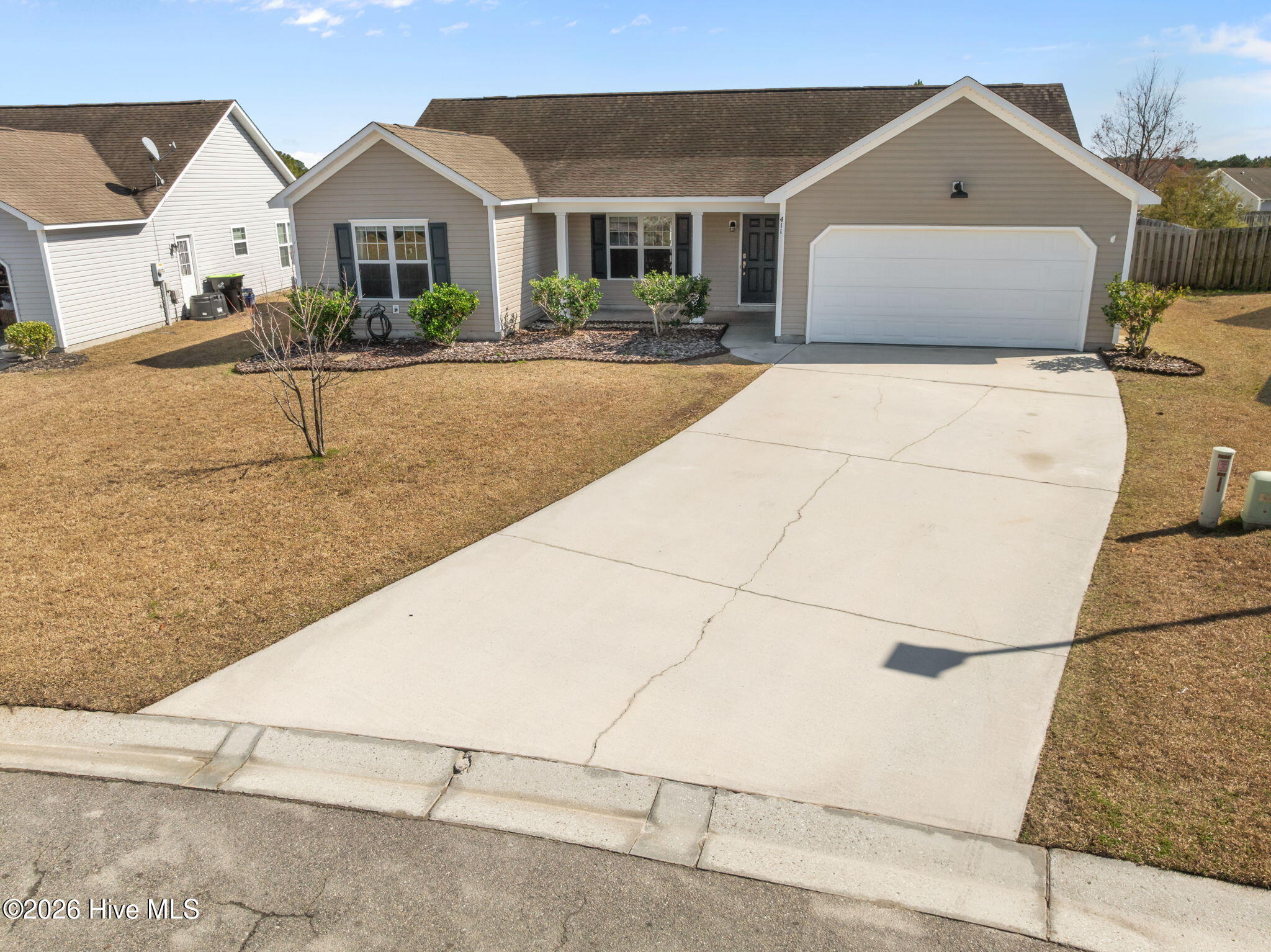 100558999 | Photo 44